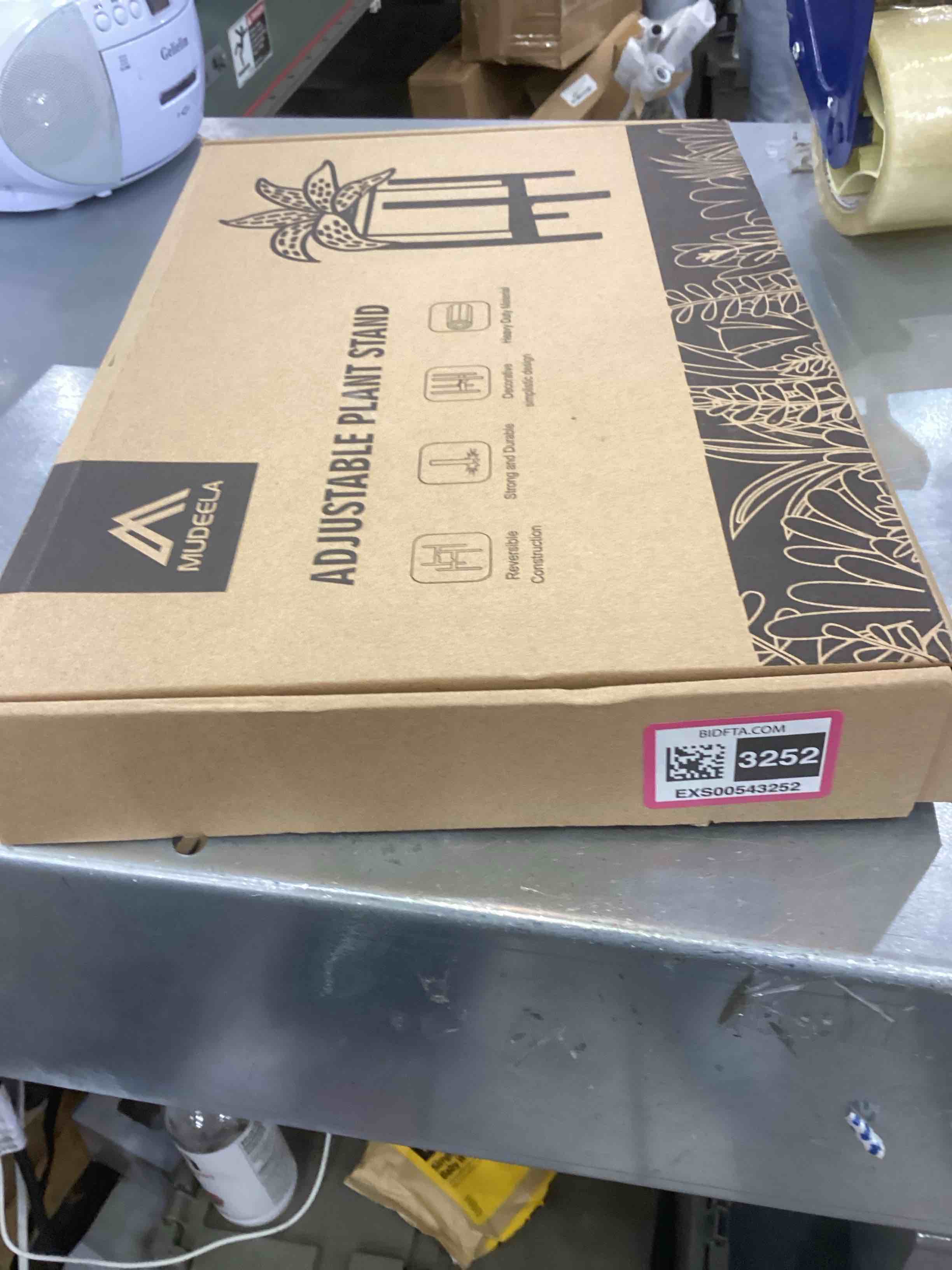 https://s3.amazonaws.com/lotting-images-prod/bidfta/EXS00543252_1695750155416.jpeg
