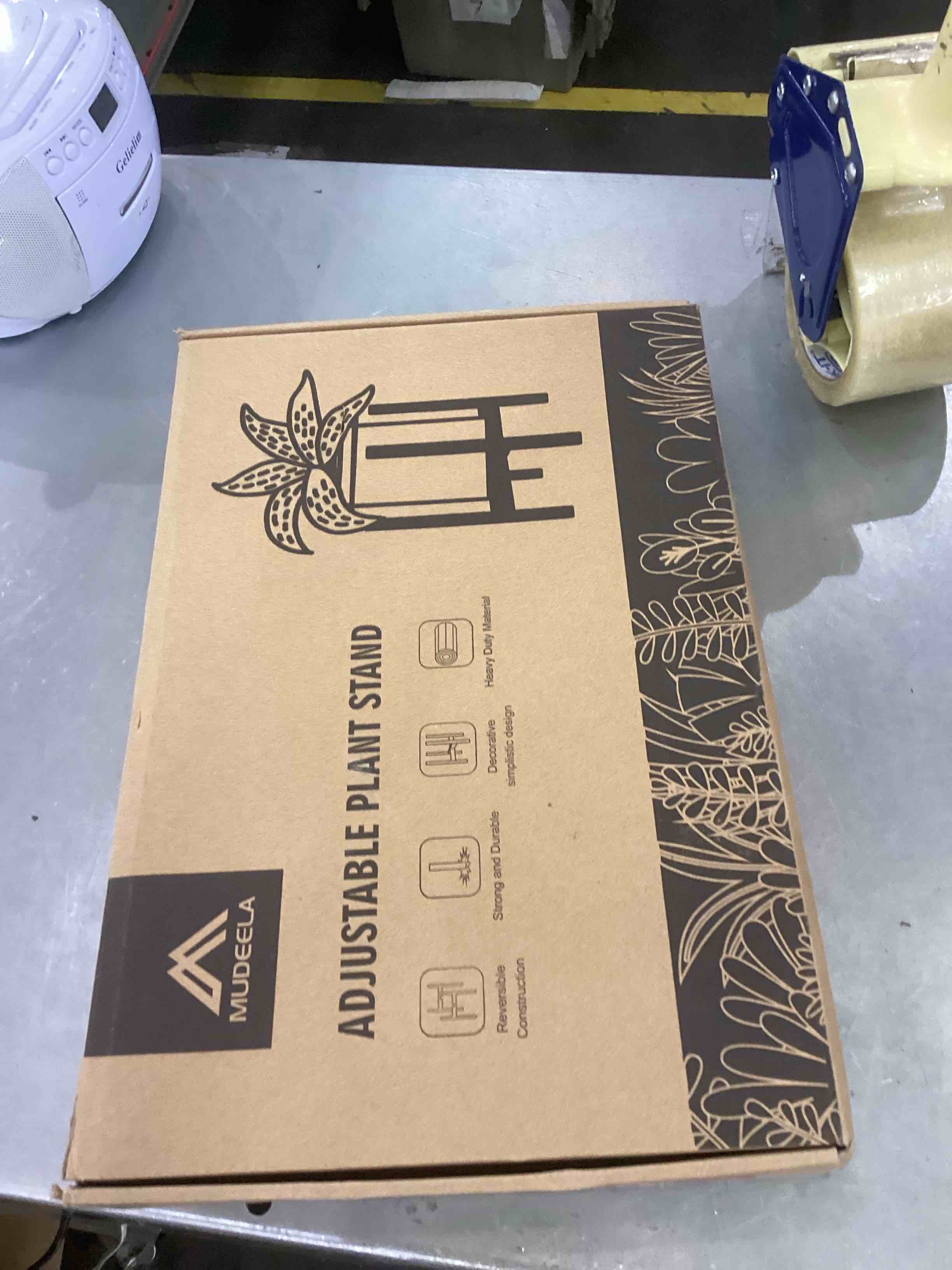 https://s3.amazonaws.com/lotting-images-prod/bidfta/EXS00543252_1695750157123.jpeg
