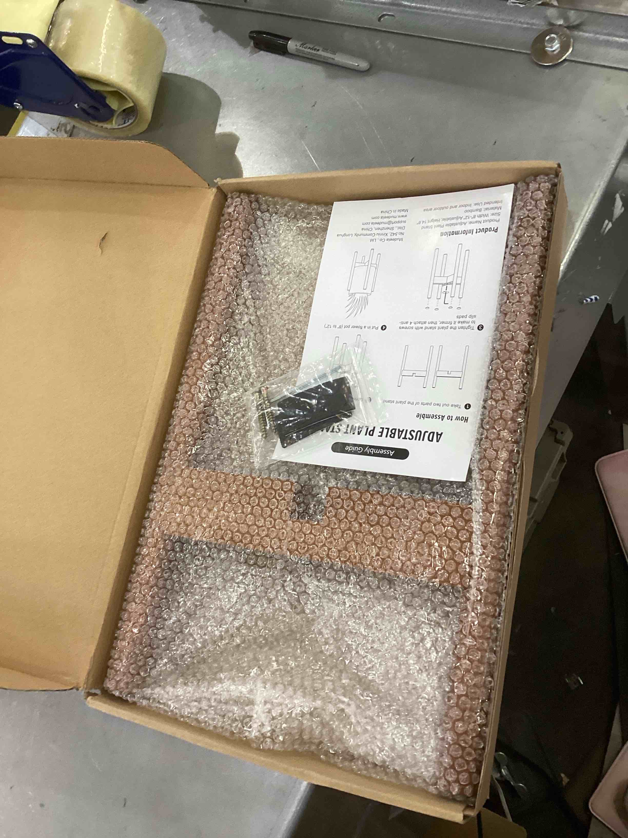https://s3.amazonaws.com/lotting-images-prod/bidfta/EXS00543252_1695750160886.jpeg