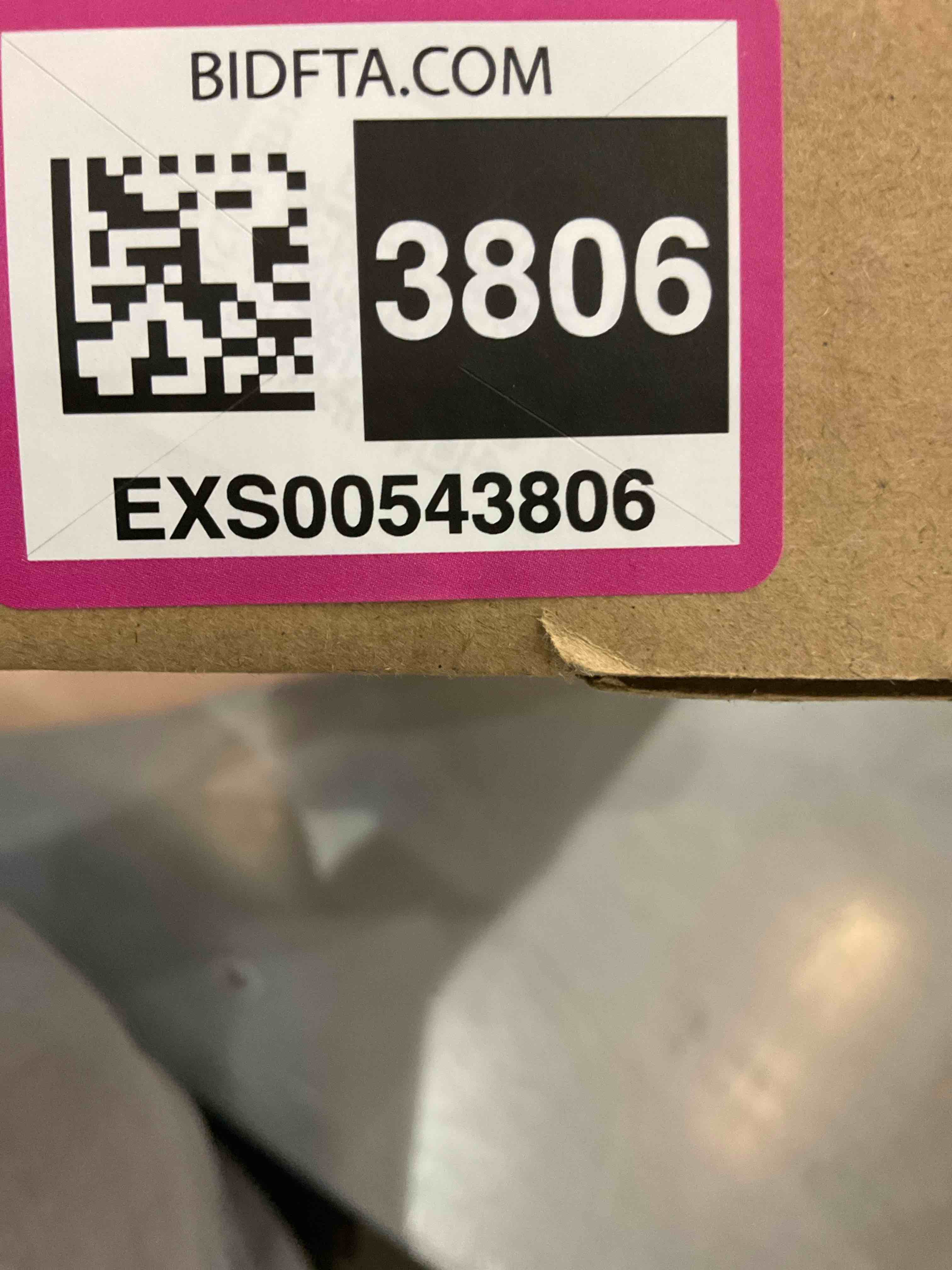 https://s3.amazonaws.com/lotting-images-prod/bidfta/EXS00543806_1696533691389.jpeg