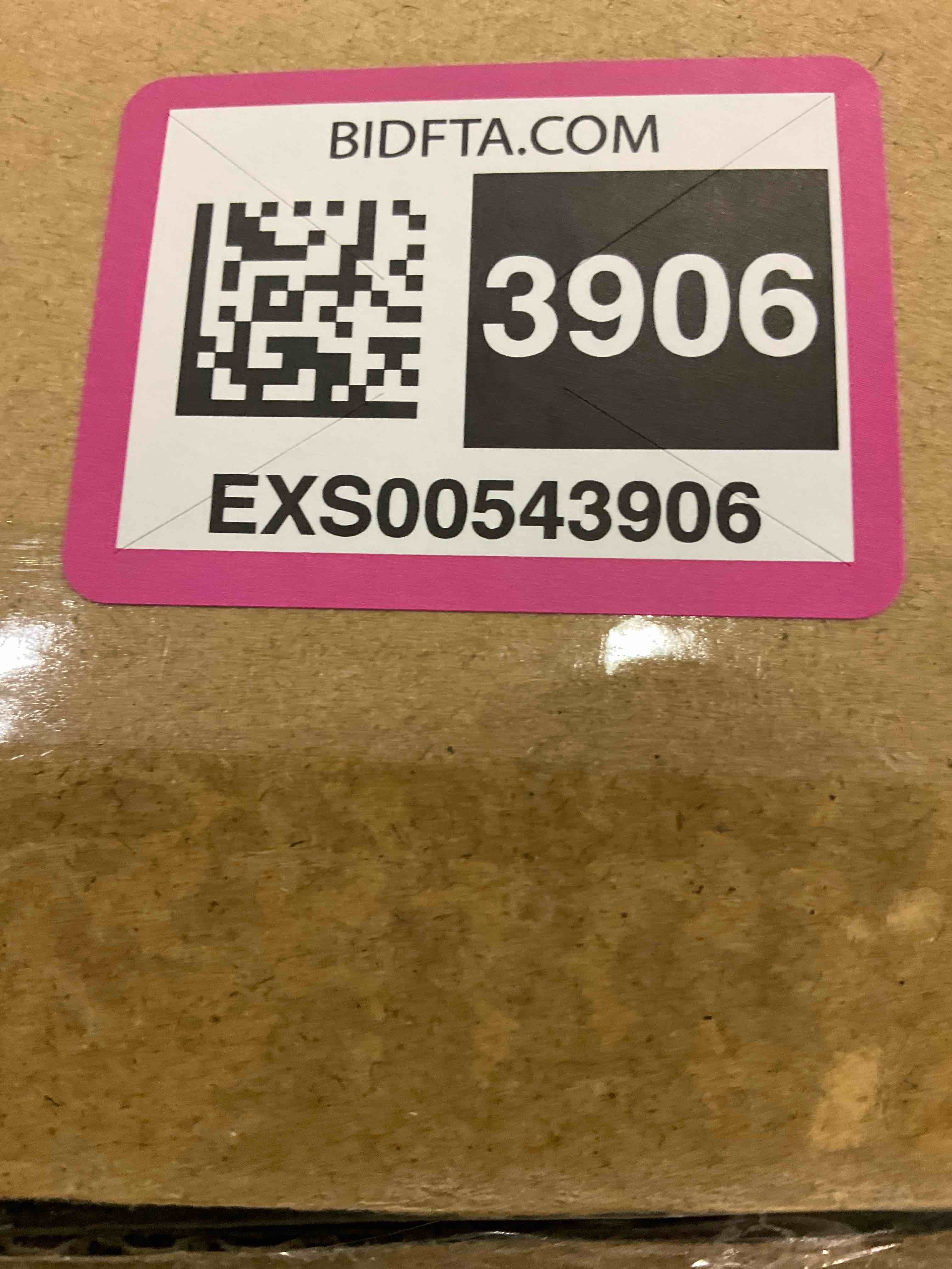 https://s3.amazonaws.com/lotting-images-prod/bidfta/EXS00543906_1696859461945.jpeg