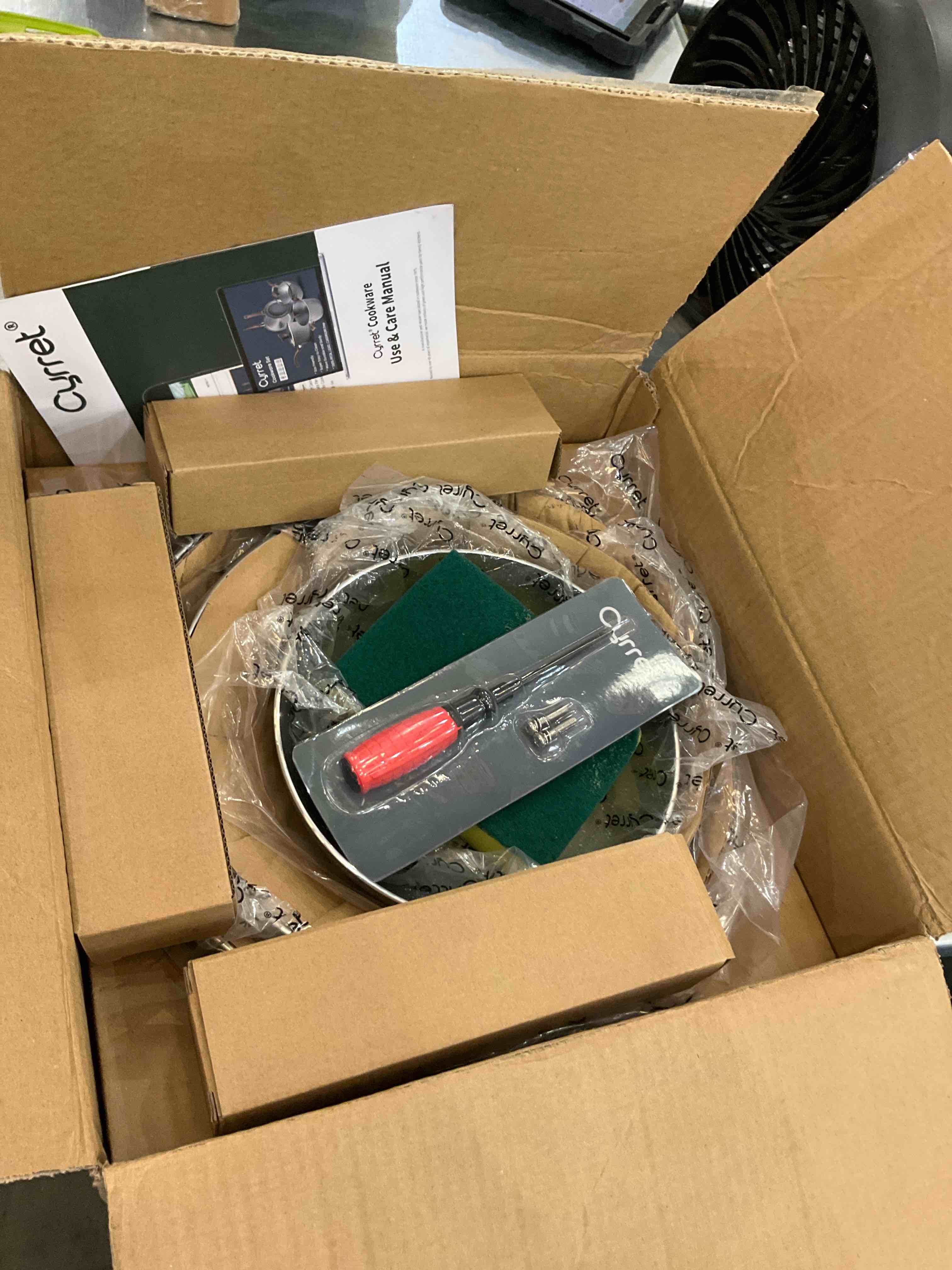 https://s3.amazonaws.com/lotting-images-prod/bidfta/EXS00544068_1695668390477.jpeg