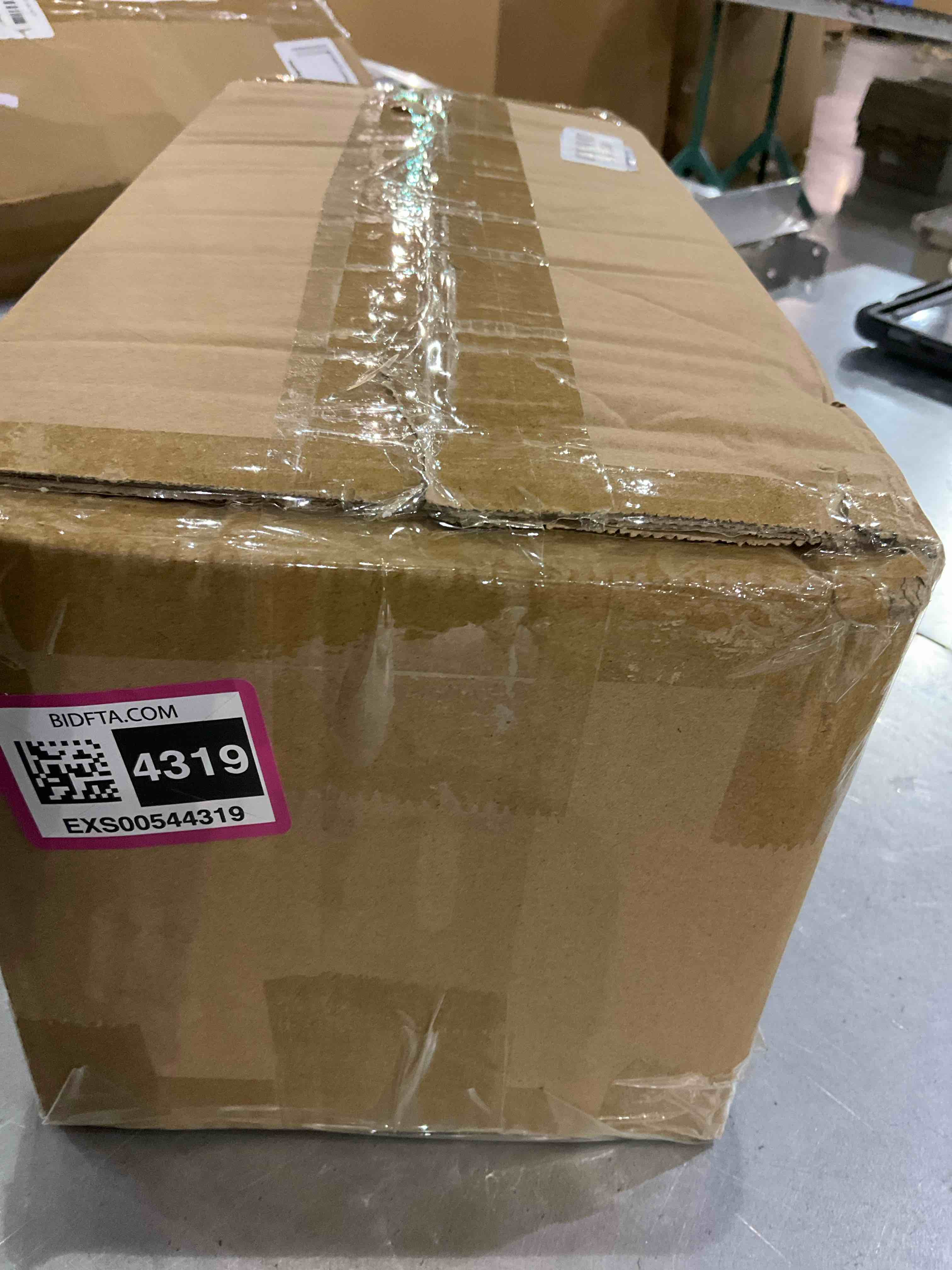 https://s3.amazonaws.com/lotting-images-prod/bidfta/EXS00544319_1695903141905.jpeg