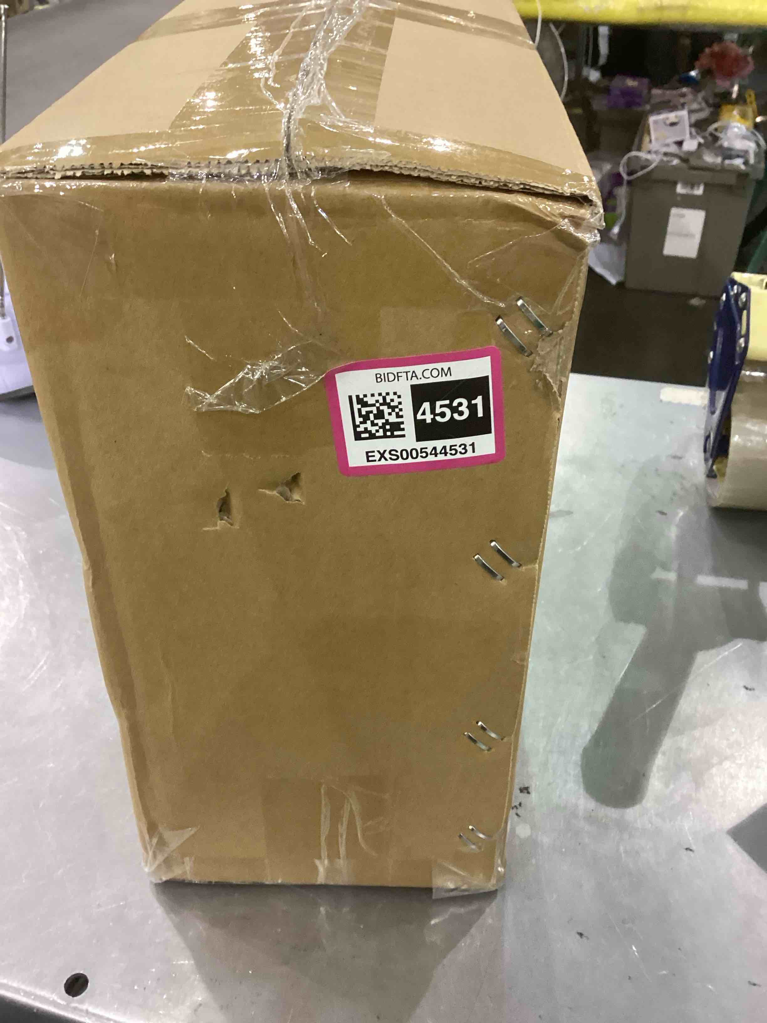 https://s3.amazonaws.com/lotting-images-prod/bidfta/EXS00544531_1695645315895.jpeg