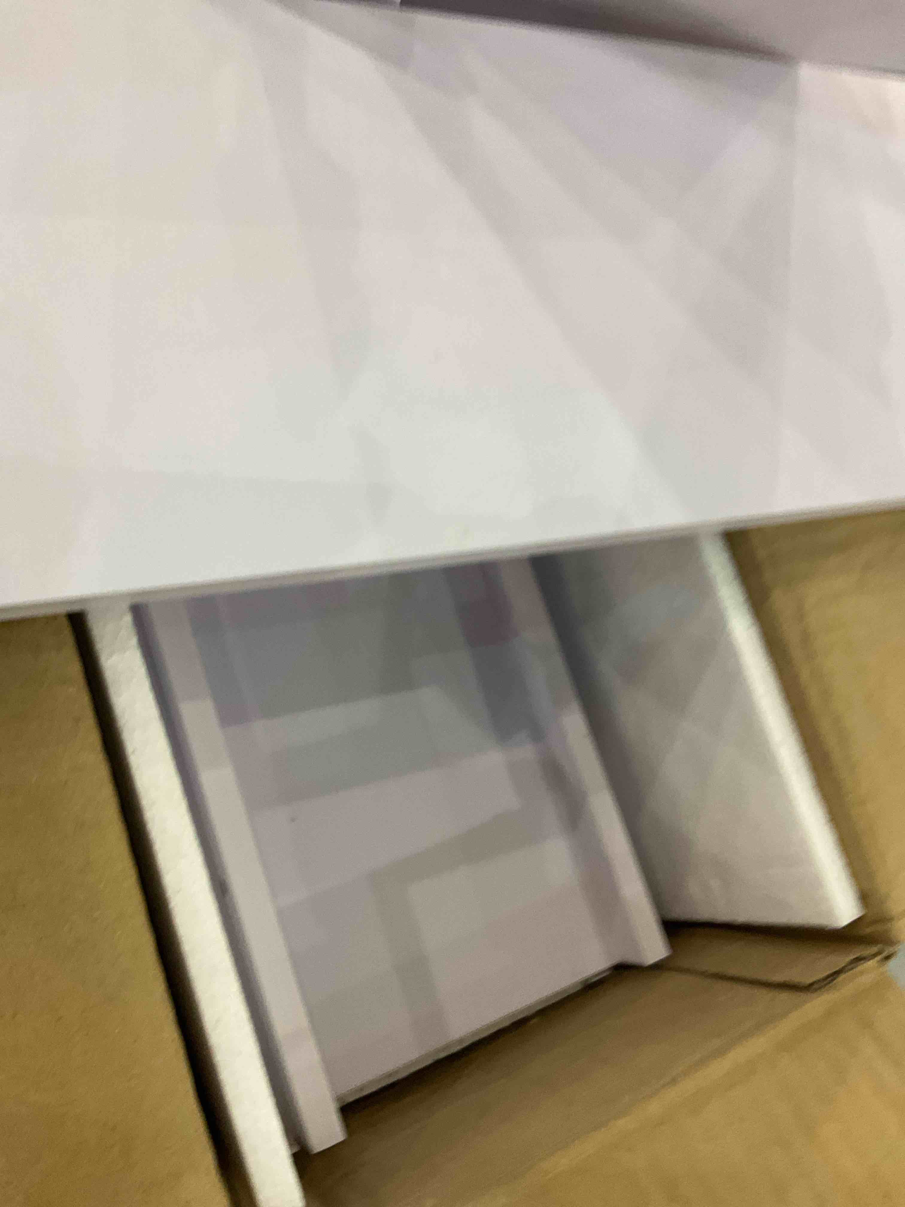 https://s3.amazonaws.com/lotting-images-prod/bidfta/EXS00545417_1696596731012.jpeg