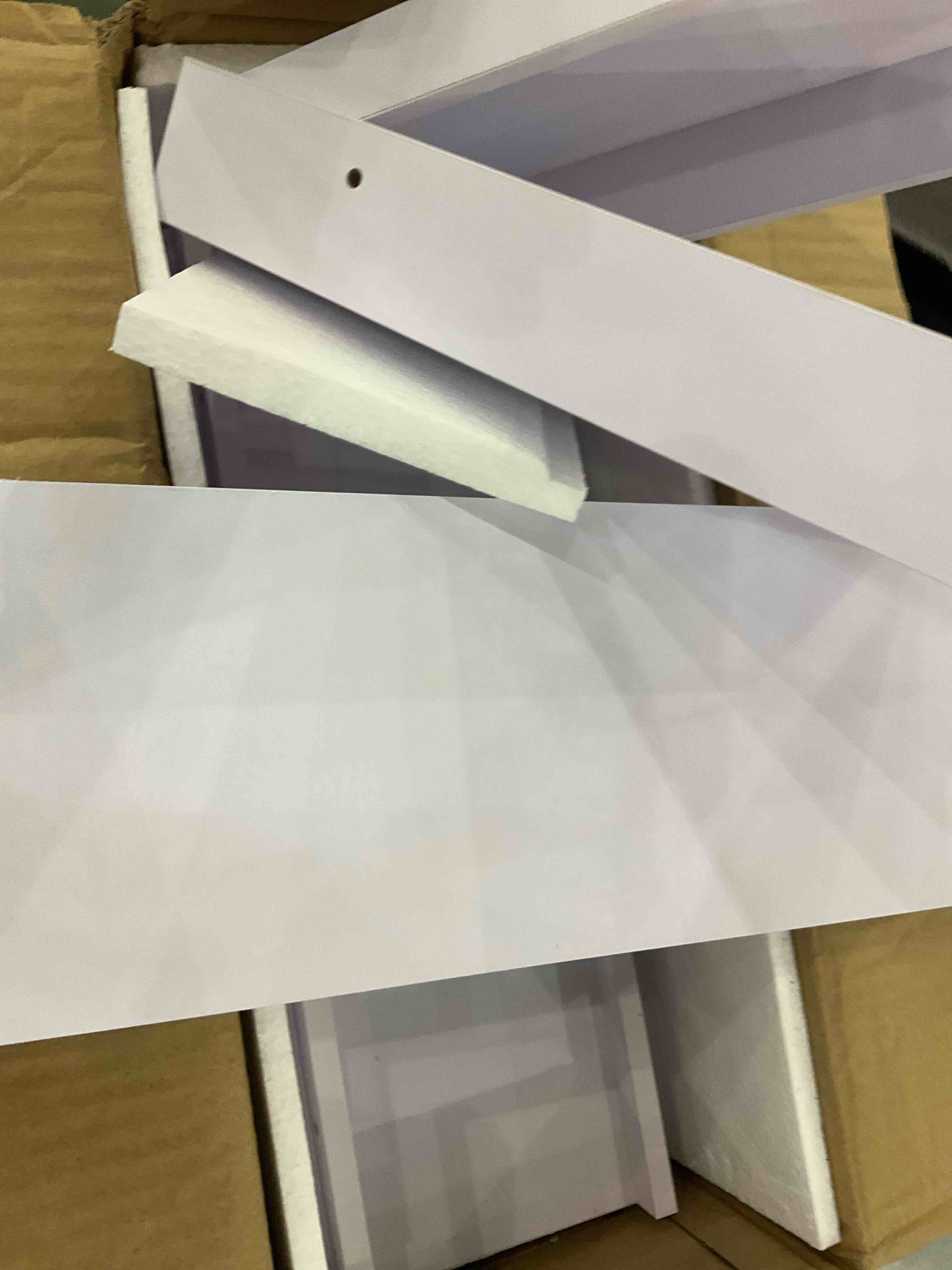https://s3.amazonaws.com/lotting-images-prod/bidfta/EXS00545417_1696596735600.jpeg