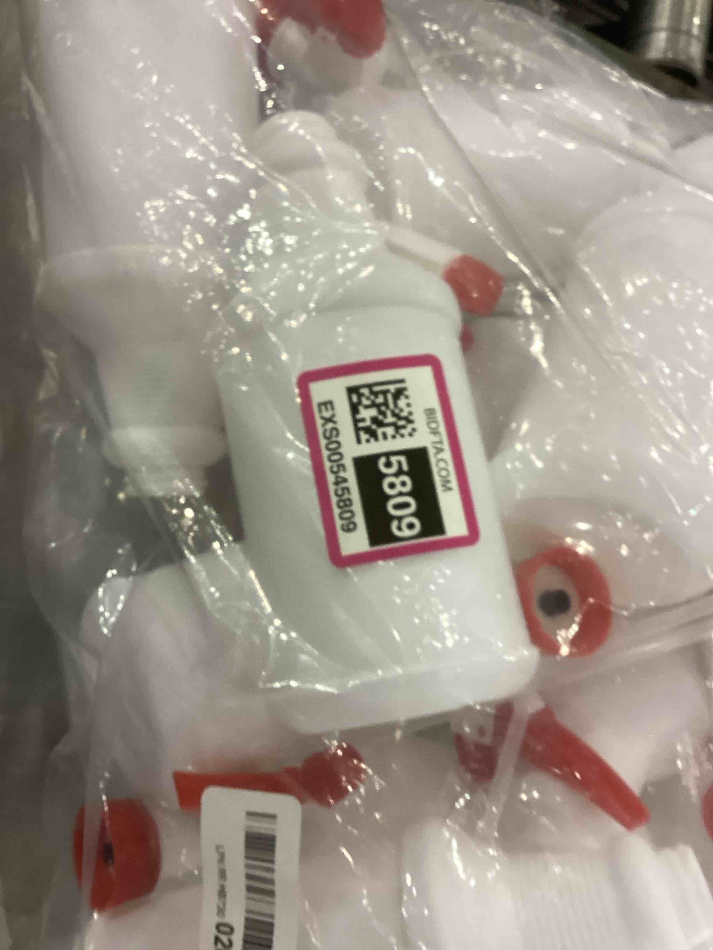 https://s3.amazonaws.com/lotting-images-prod/bidfta/EXS00545809_1698156709092.jpeg