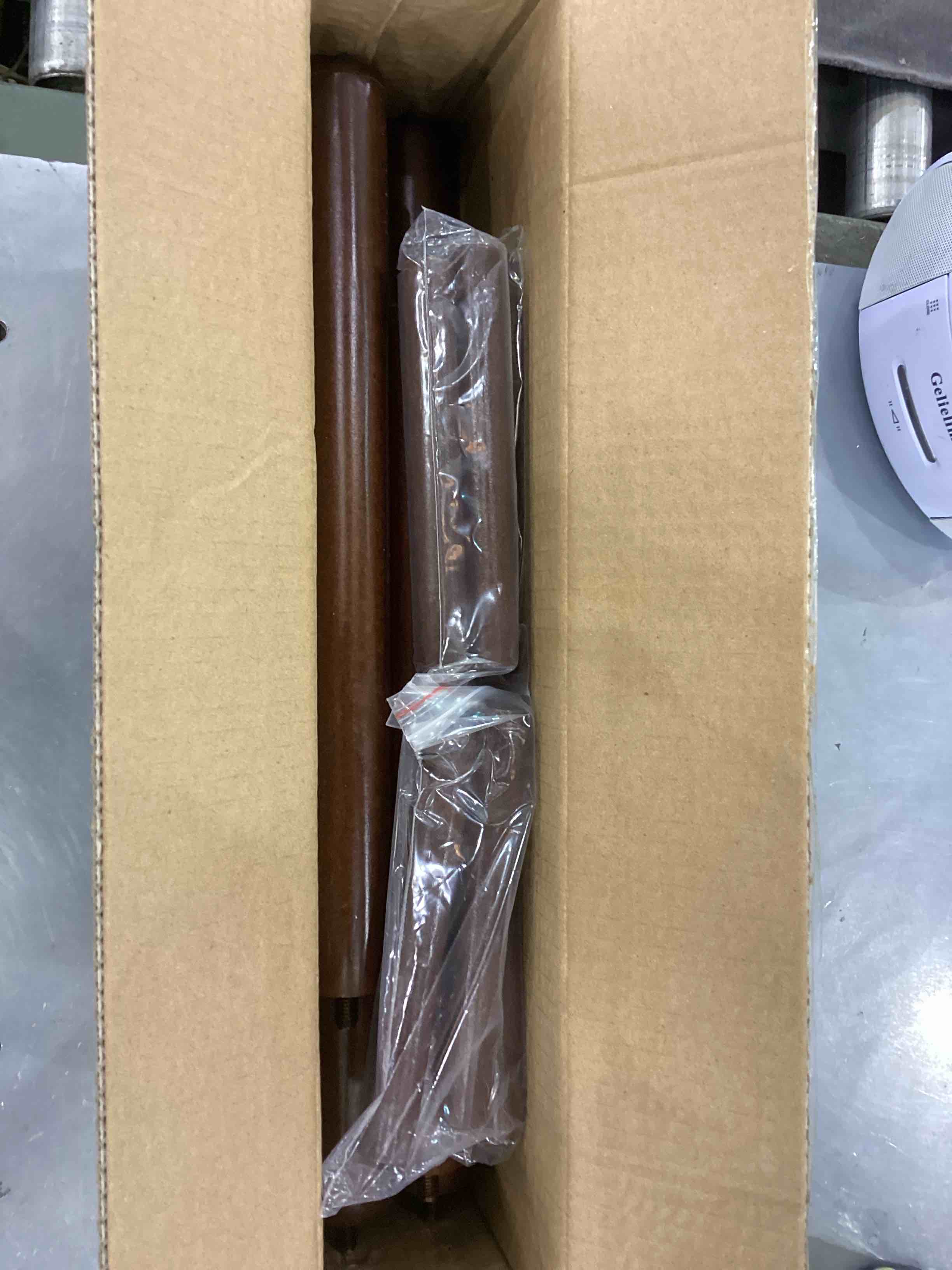 https://s3.amazonaws.com/lotting-images-prod/bidfta/EXS00545840_1698170064485.jpeg
