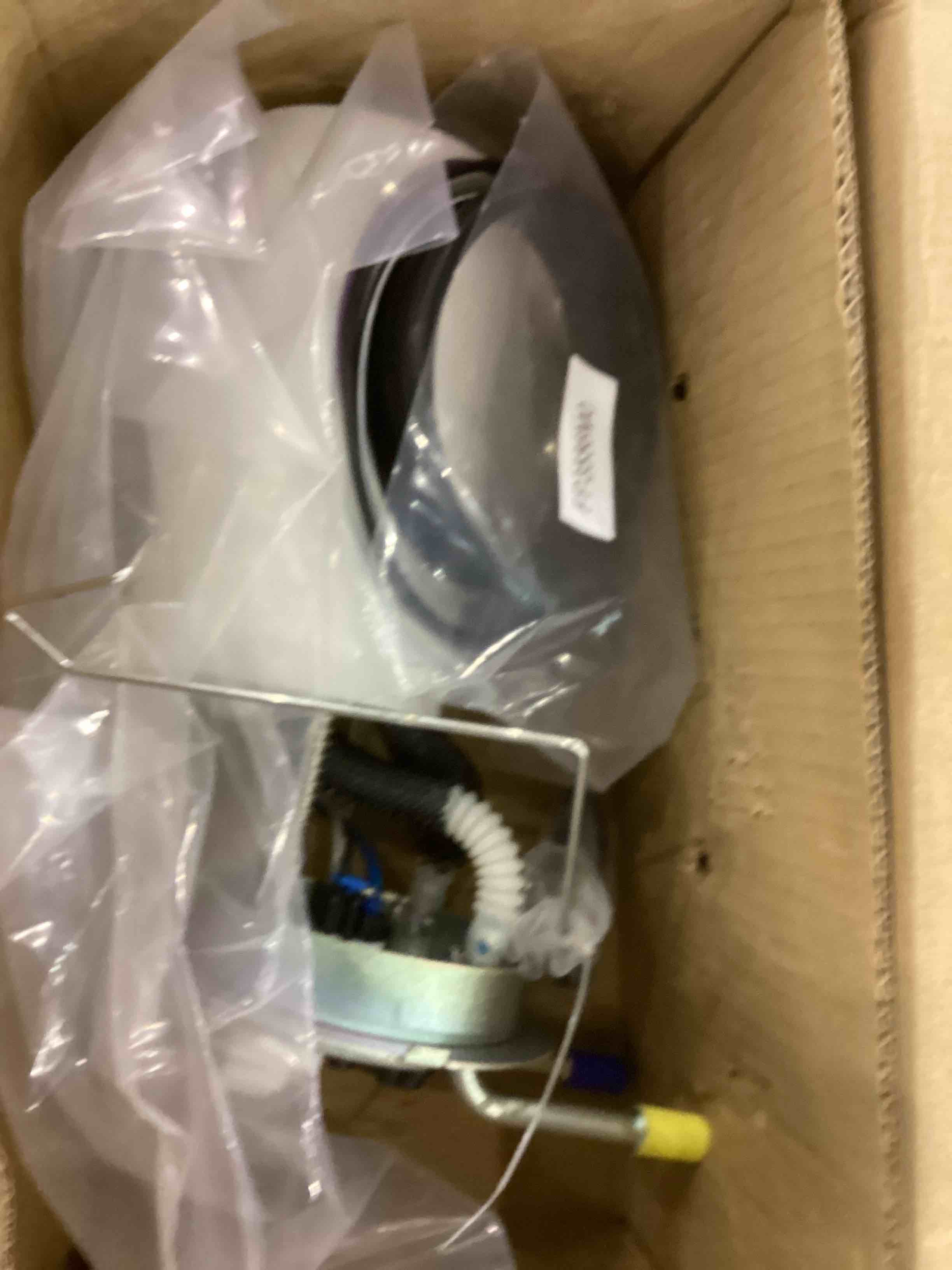 https://s3.amazonaws.com/lotting-images-prod/bidfta/EXS00545905_1698233453658.jpeg