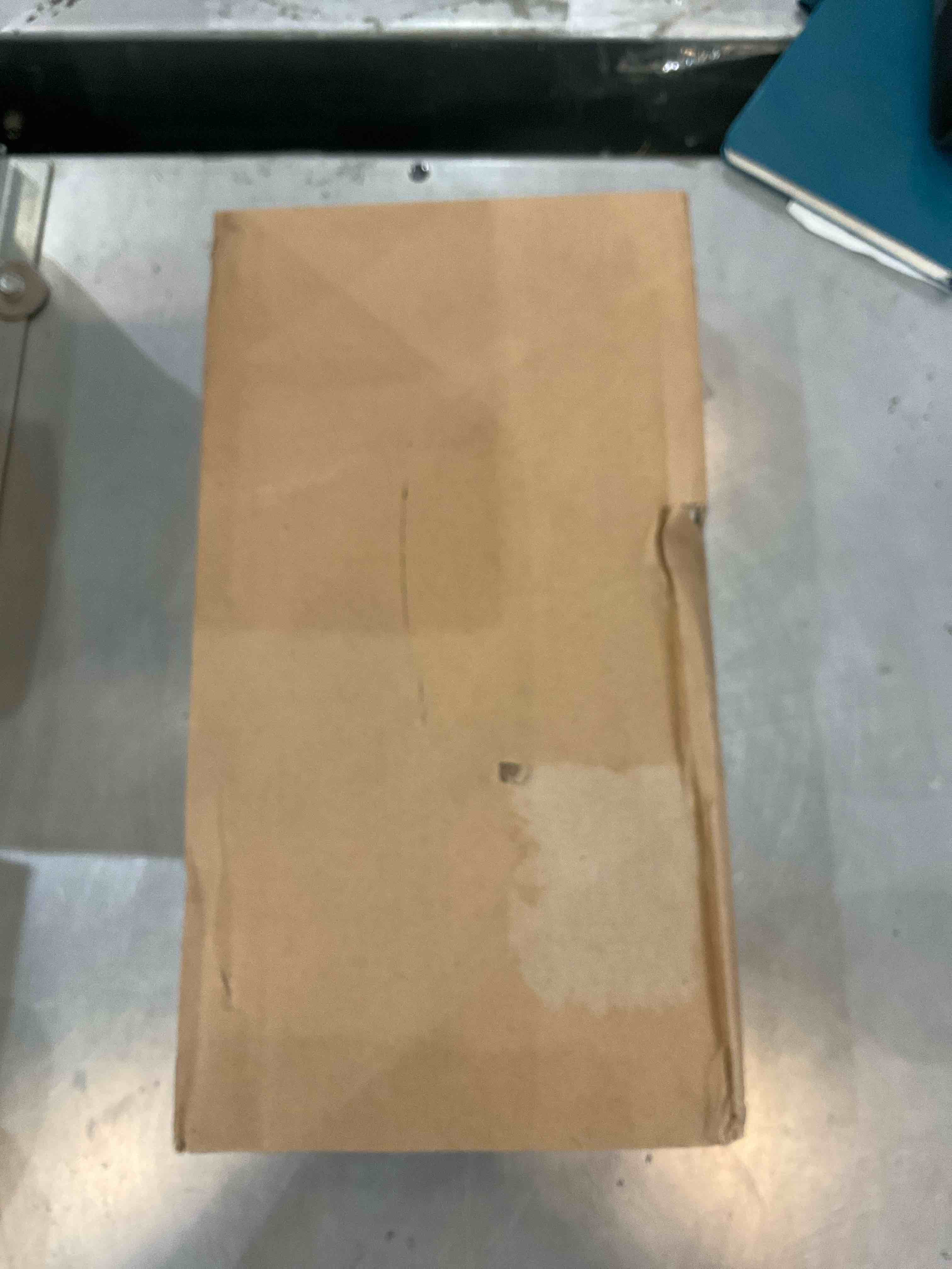 https://s3.amazonaws.com/lotting-images-prod/bidfta/EXS00546827_1695742353281.jpeg