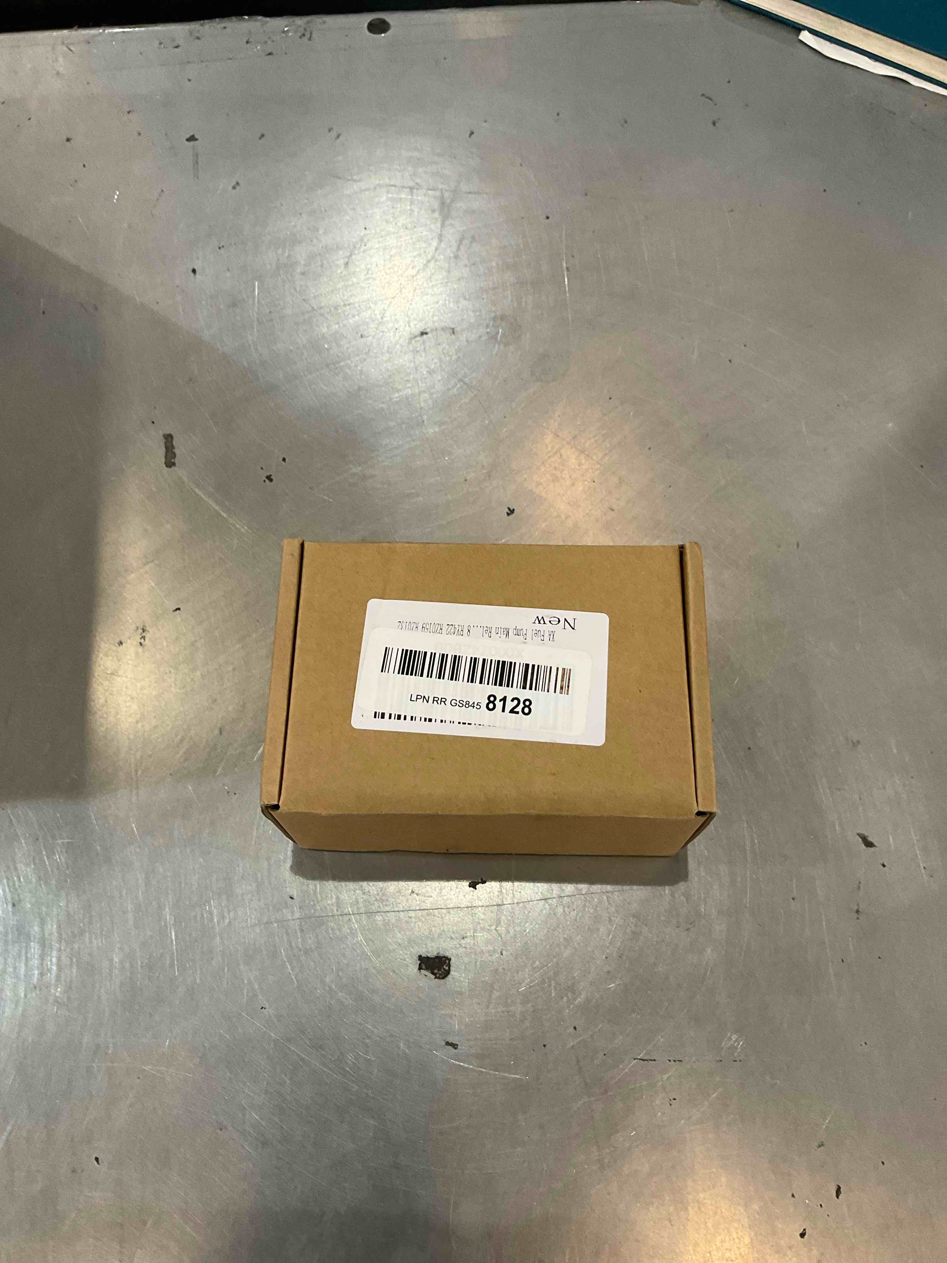 https://s3.amazonaws.com/lotting-images-prod/bidfta/EXS00546833_1695742916332.jpeg