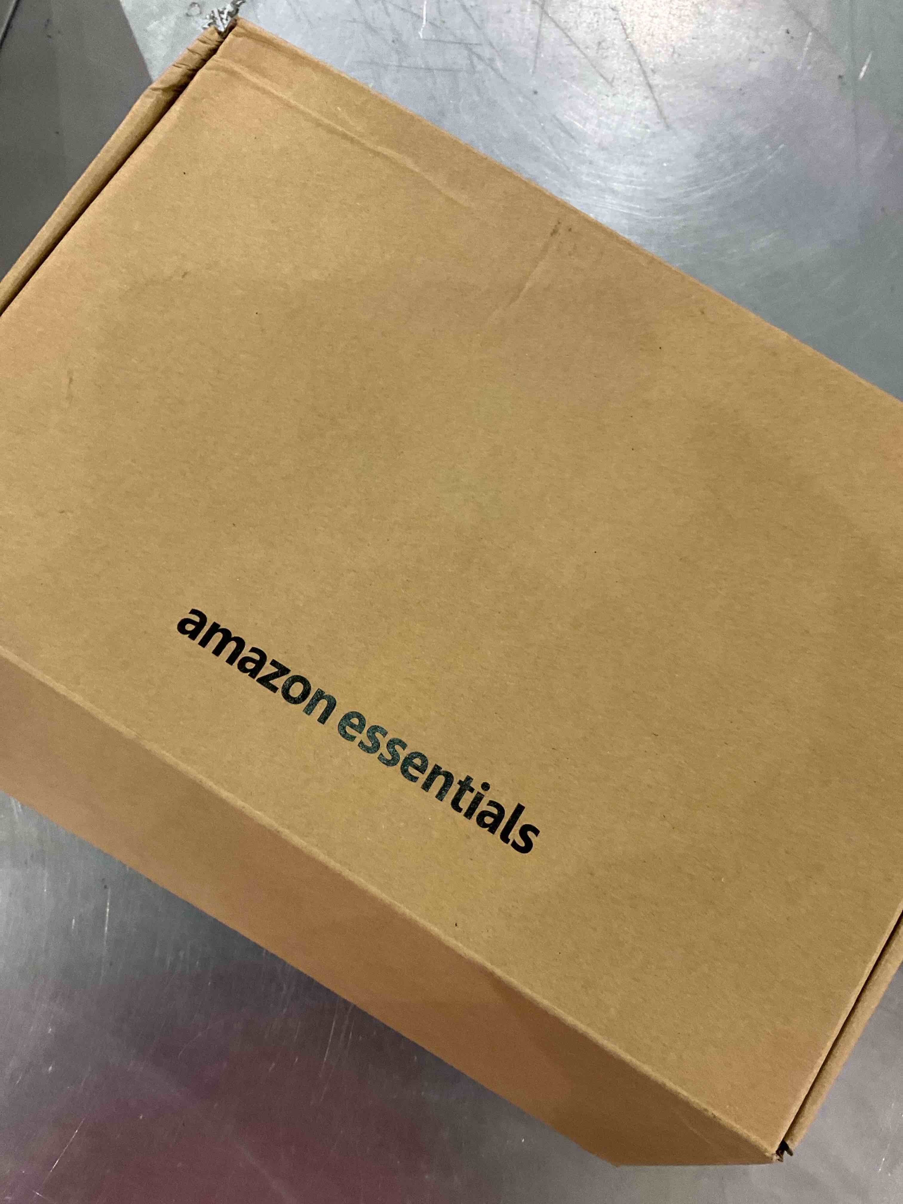 https://s3.amazonaws.com/lotting-images-prod/bidfta/EXS00547250_1695902614507.jpeg