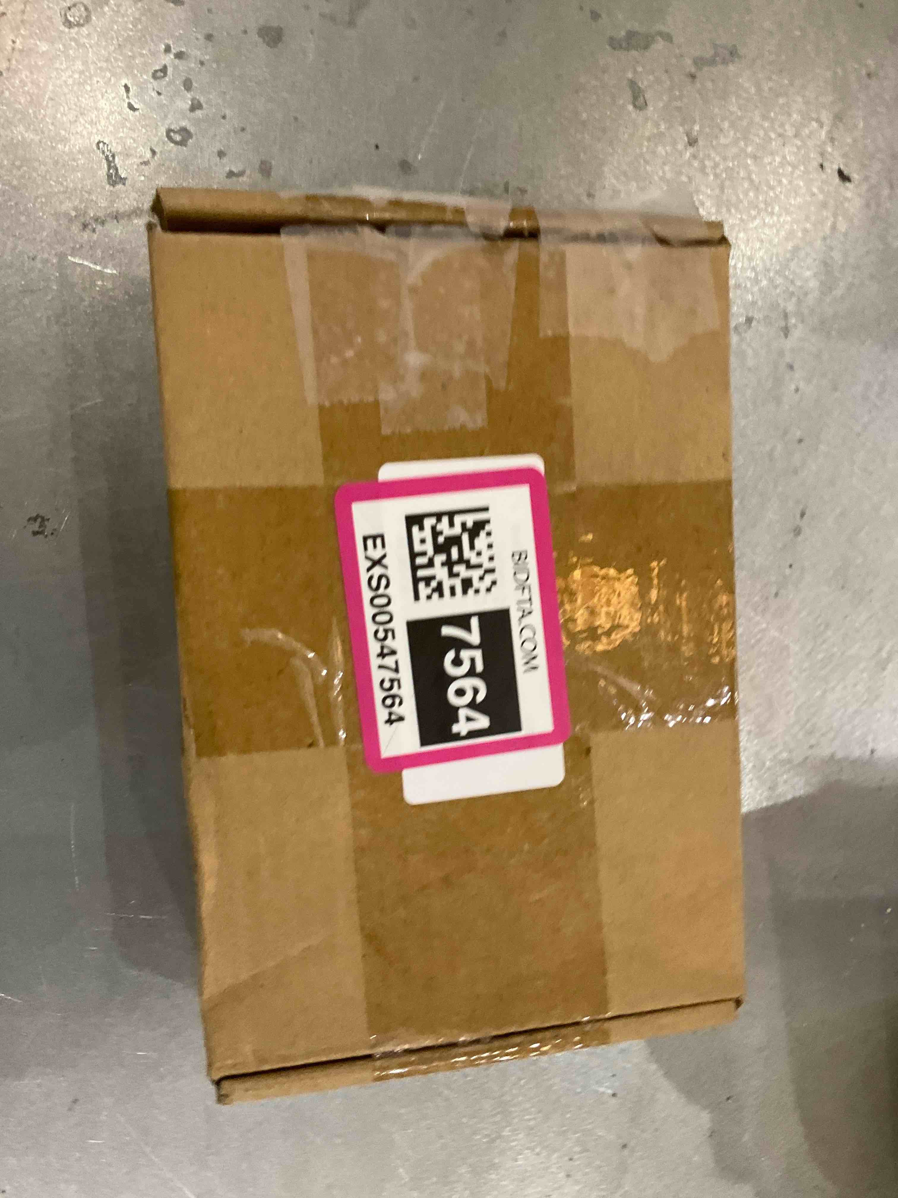 https://s3.amazonaws.com/lotting-images-prod/bidfta/EXS00547564_1695742346522.jpeg