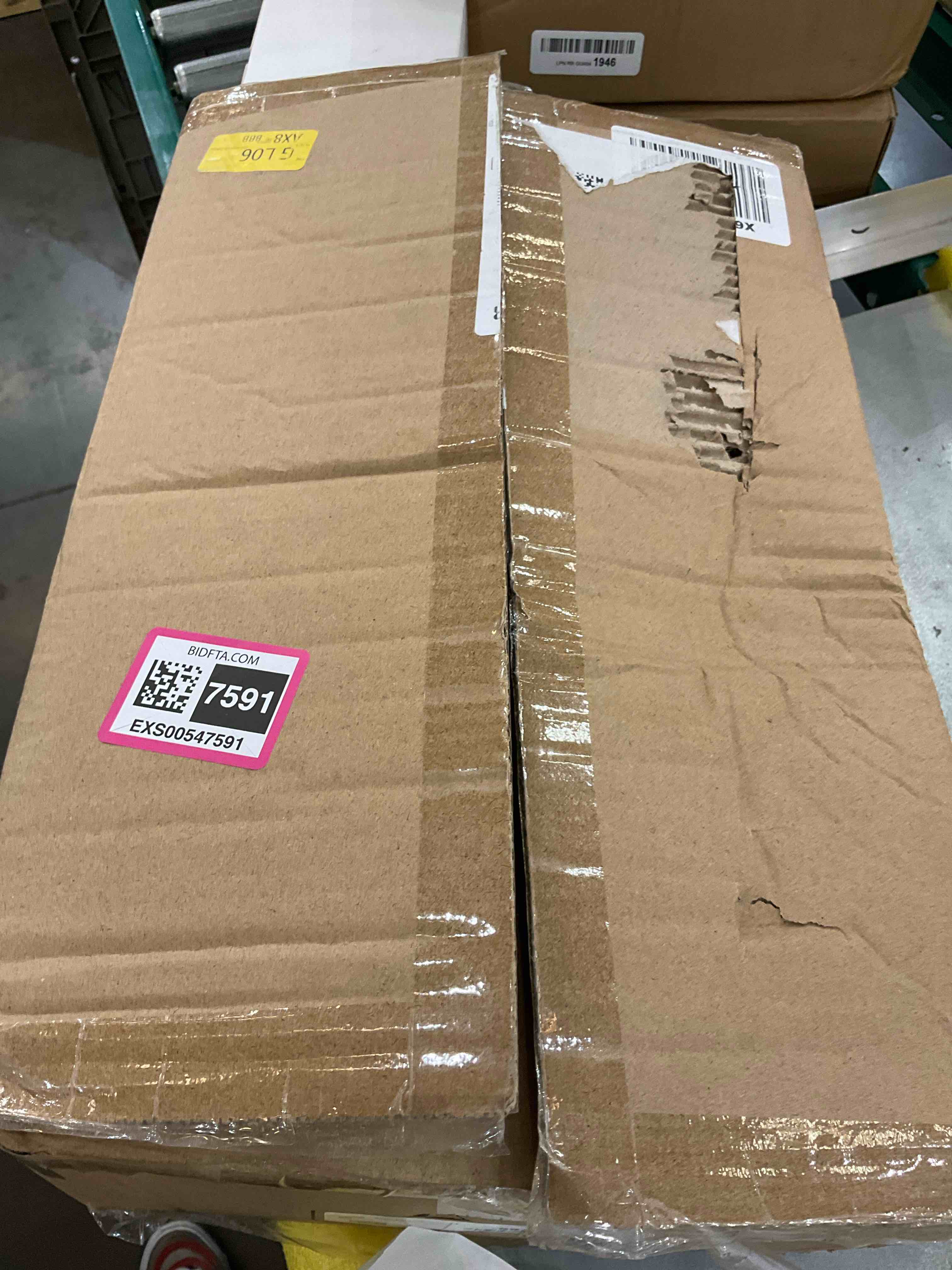 https://s3.amazonaws.com/lotting-images-prod/bidfta/EXS00547591_1695748382849.jpeg