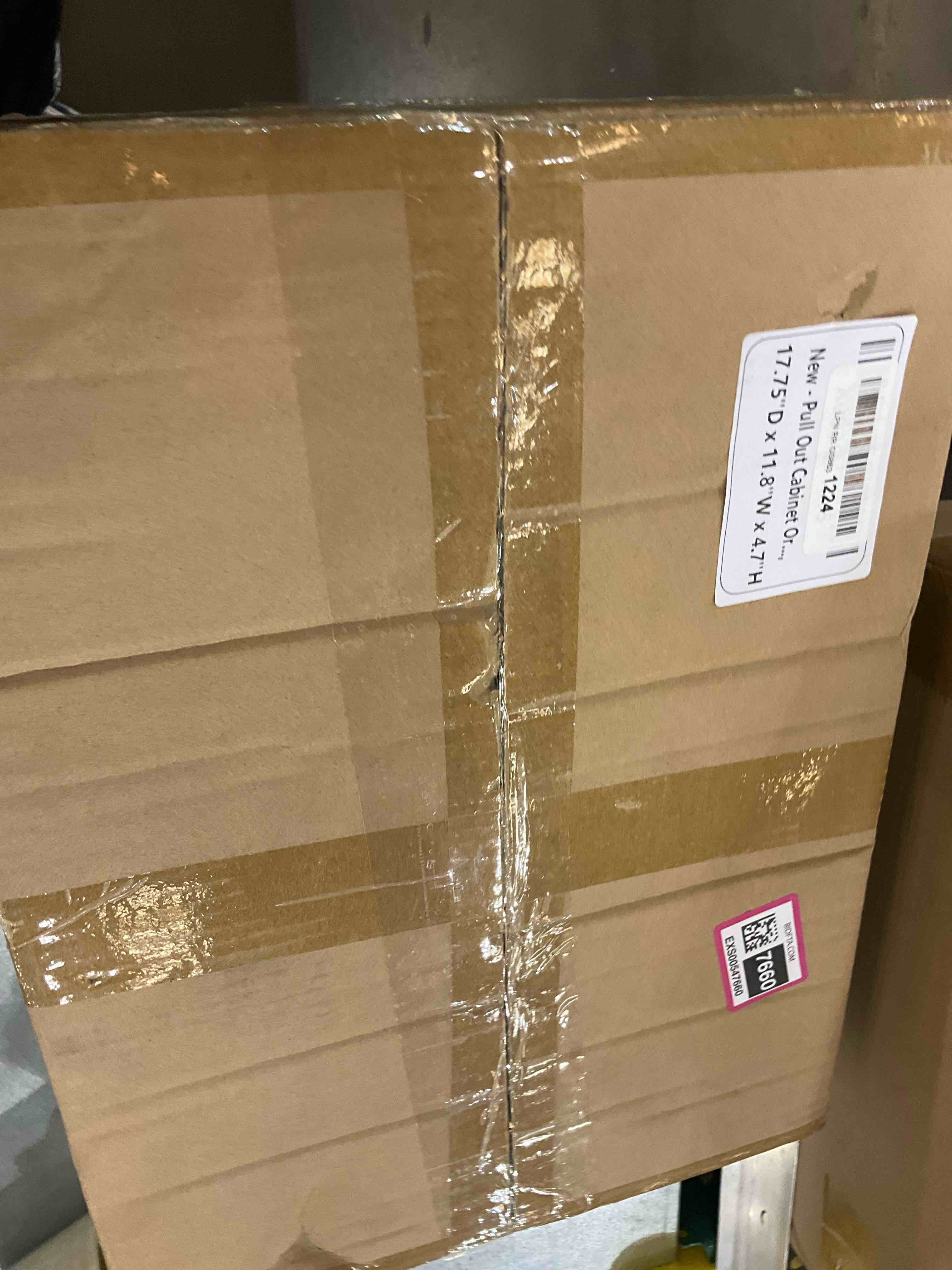 https://s3.amazonaws.com/lotting-images-prod/bidfta/EXS00547660_1695758282464.jpeg