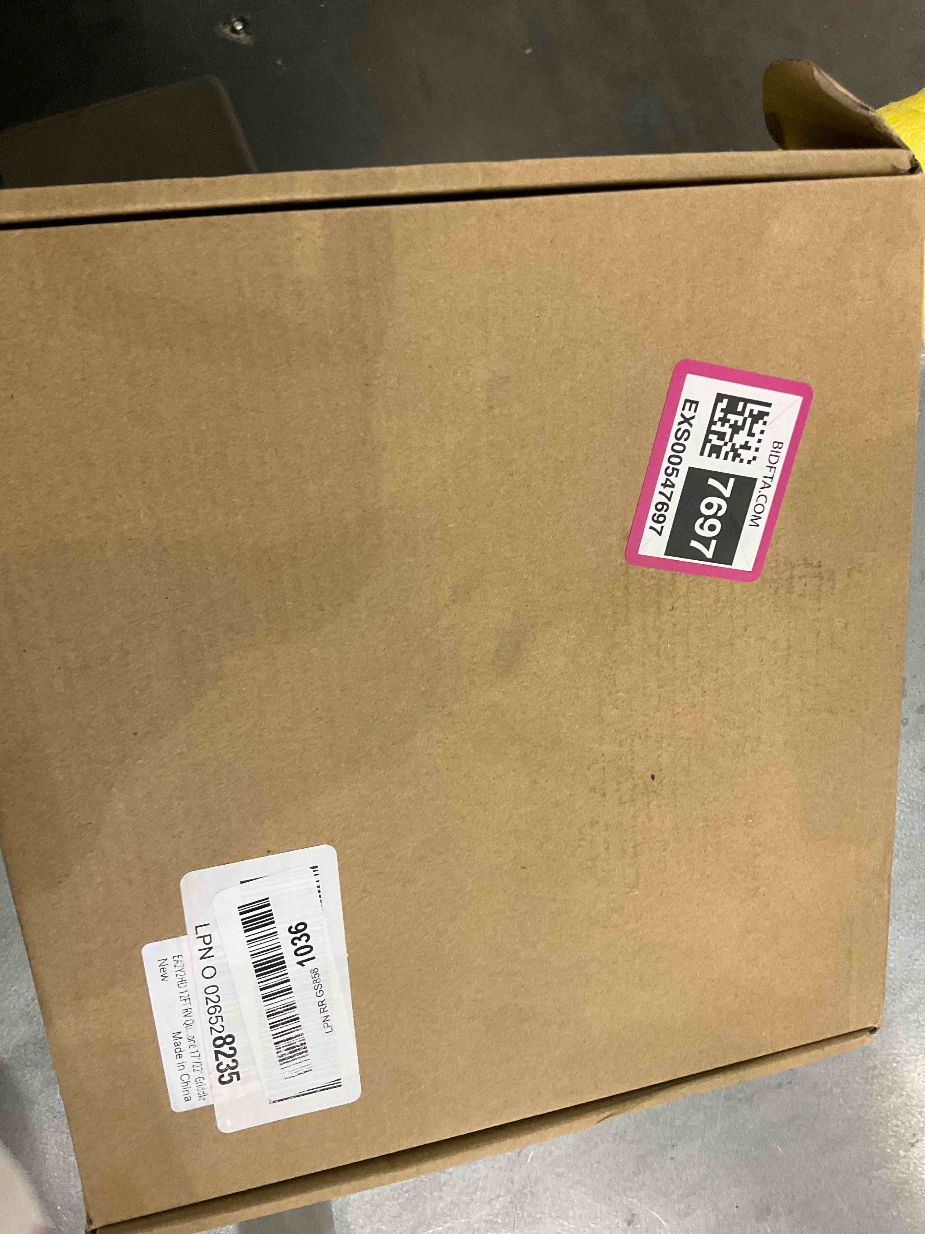 https://s3.amazonaws.com/lotting-images-prod/bidfta/EXS00547697_1695821251035.jpeg