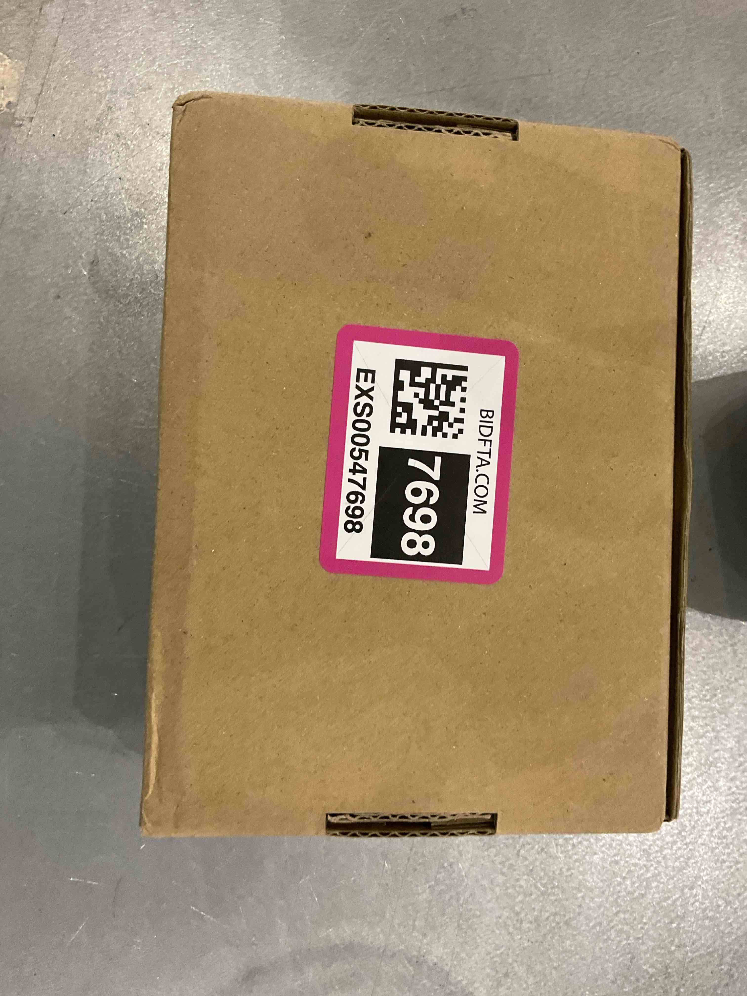 https://s3.amazonaws.com/lotting-images-prod/bidfta/EXS00547698_1695821310409.jpeg
