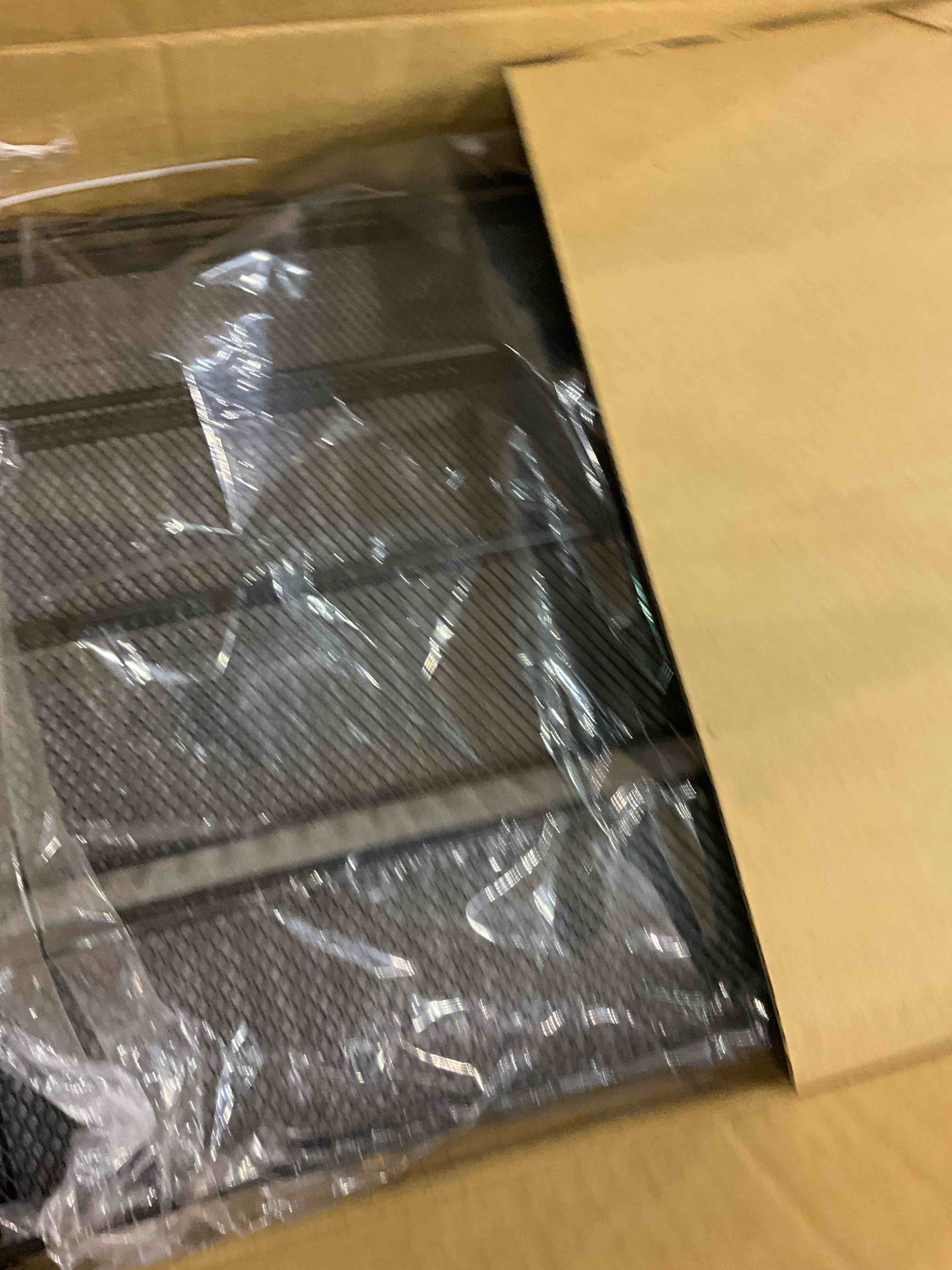 https://s3.amazonaws.com/lotting-images-prod/bidfta/EXS00547901_1695909049874.jpeg