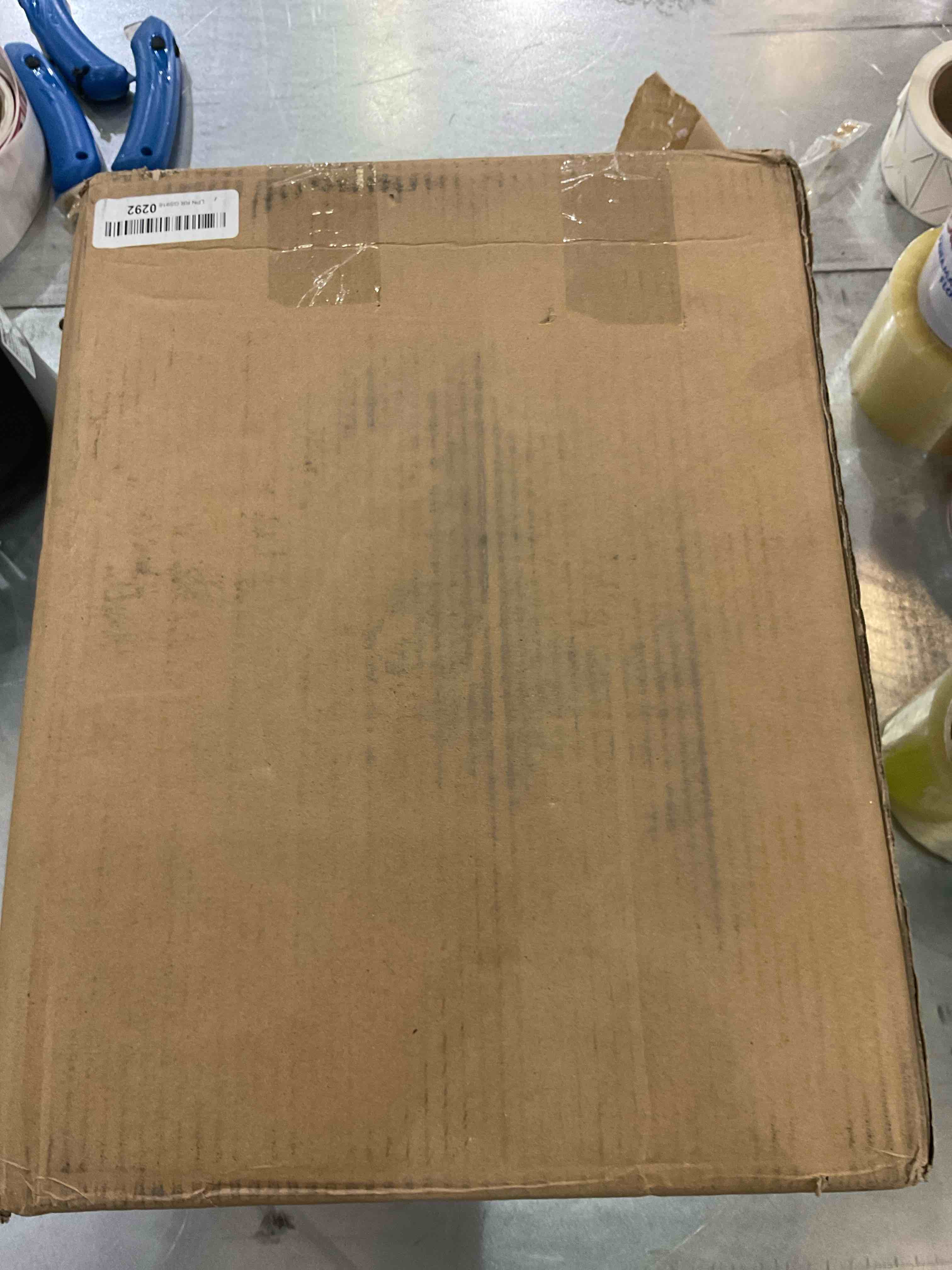 https://s3.amazonaws.com/lotting-images-prod/bidfta/EXS00549109_1695824195293.jpeg