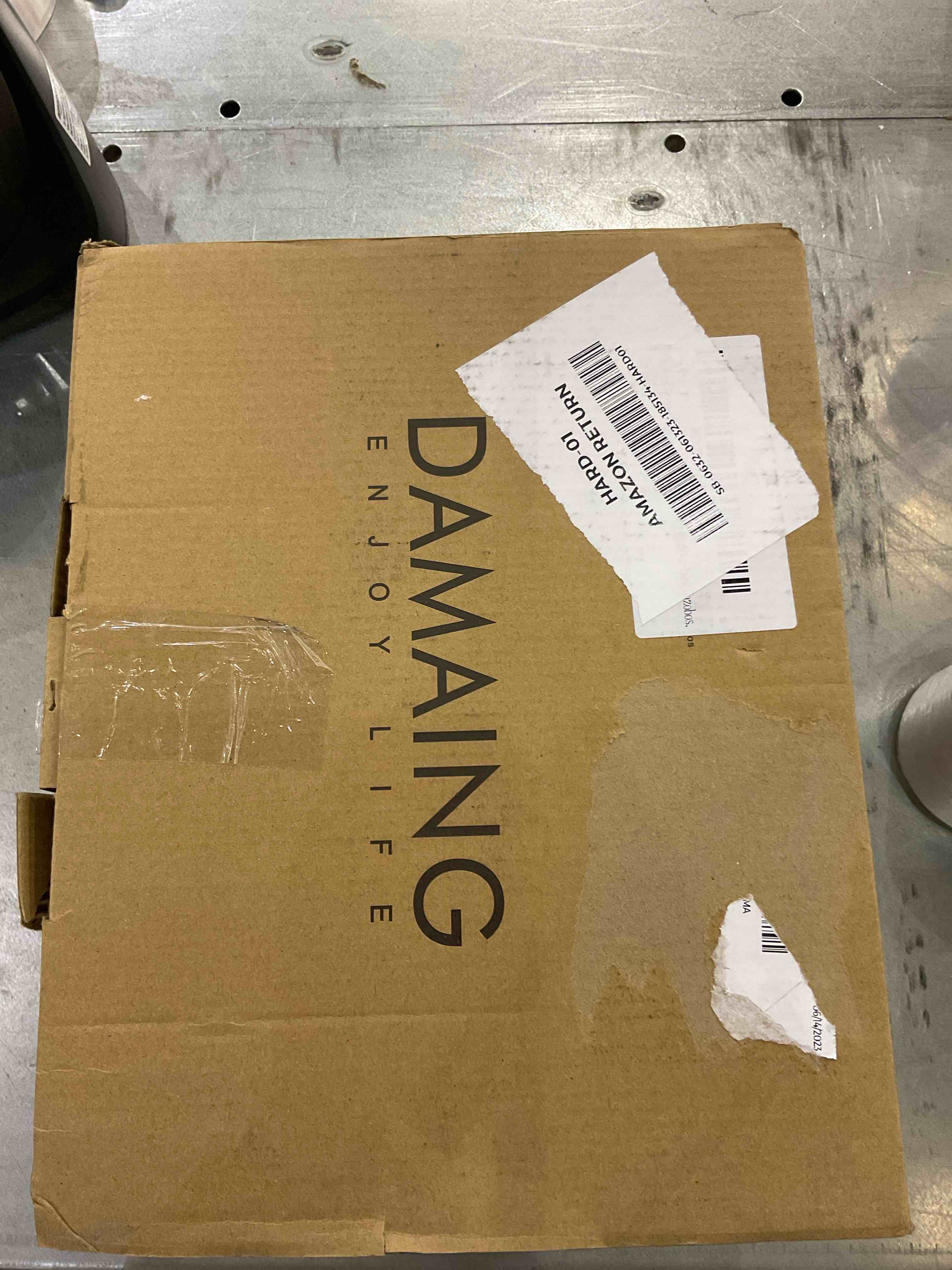 https://s3.amazonaws.com/lotting-images-prod/bidfta/EXS00549187_1695840356985.jpeg