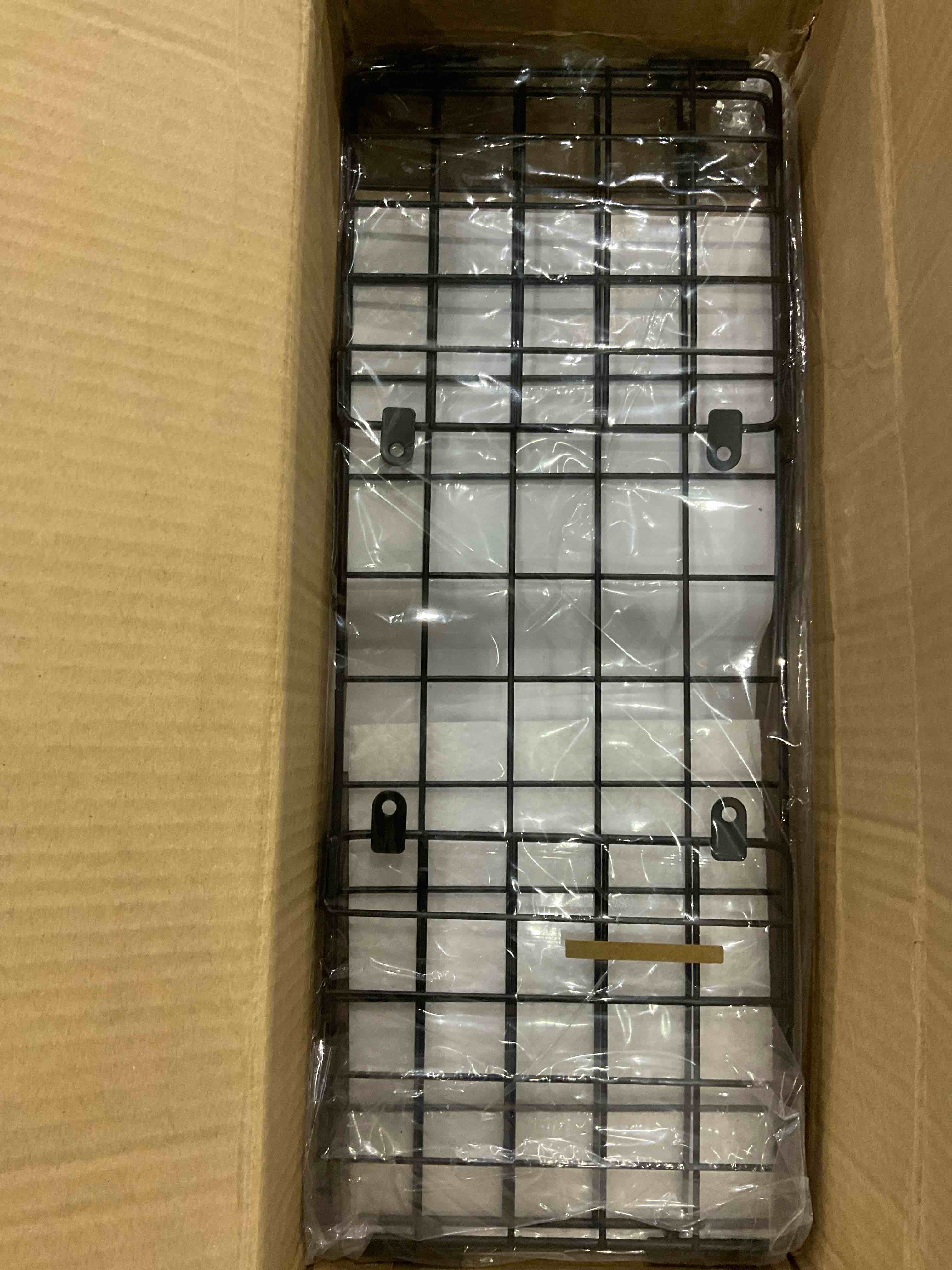 https://s3.amazonaws.com/lotting-images-prod/bidfta/EXS00549210_1695901737797.jpeg