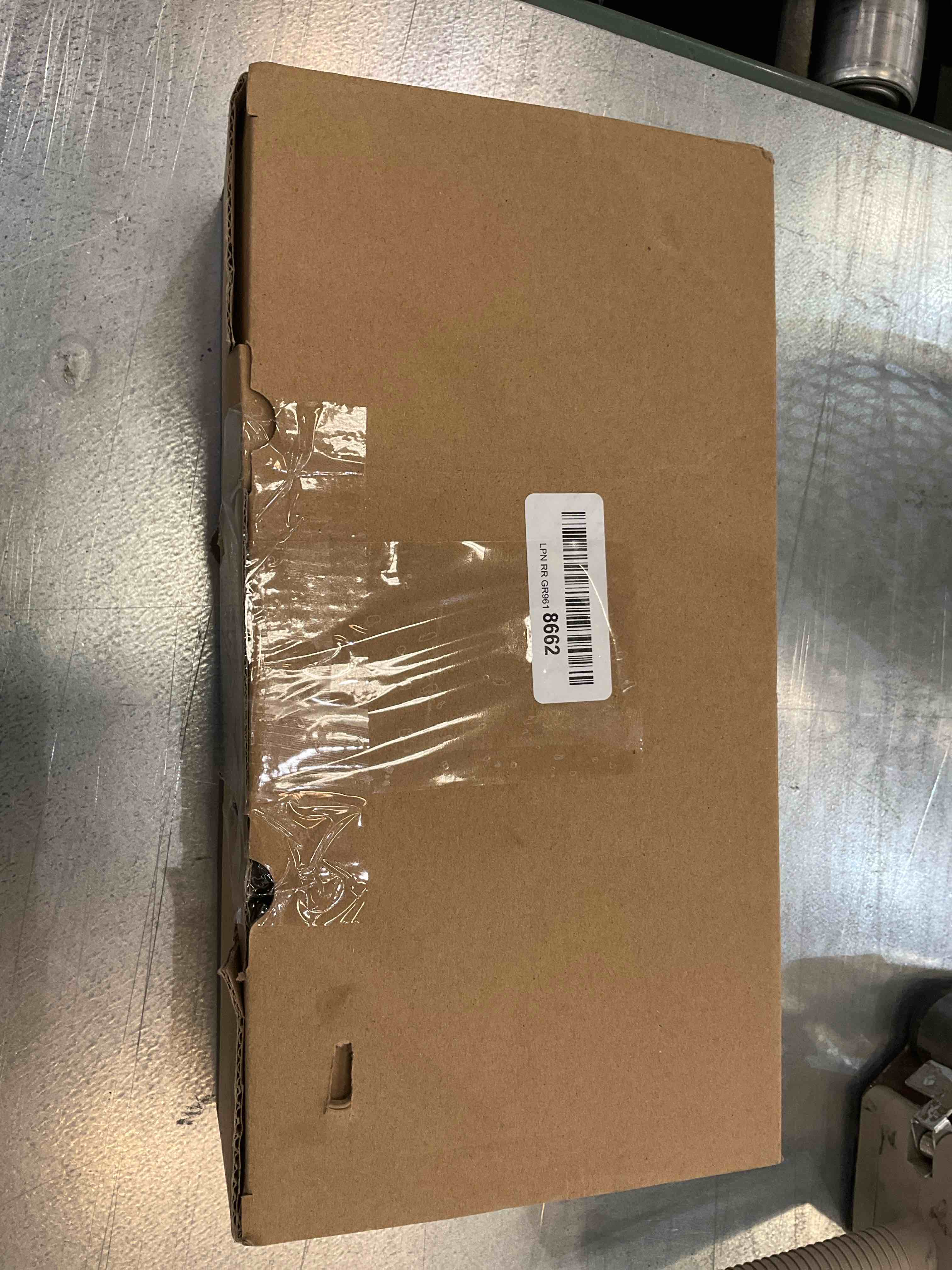 https://s3.amazonaws.com/lotting-images-prod/bidfta/EXS00549713_1695840048223.jpeg