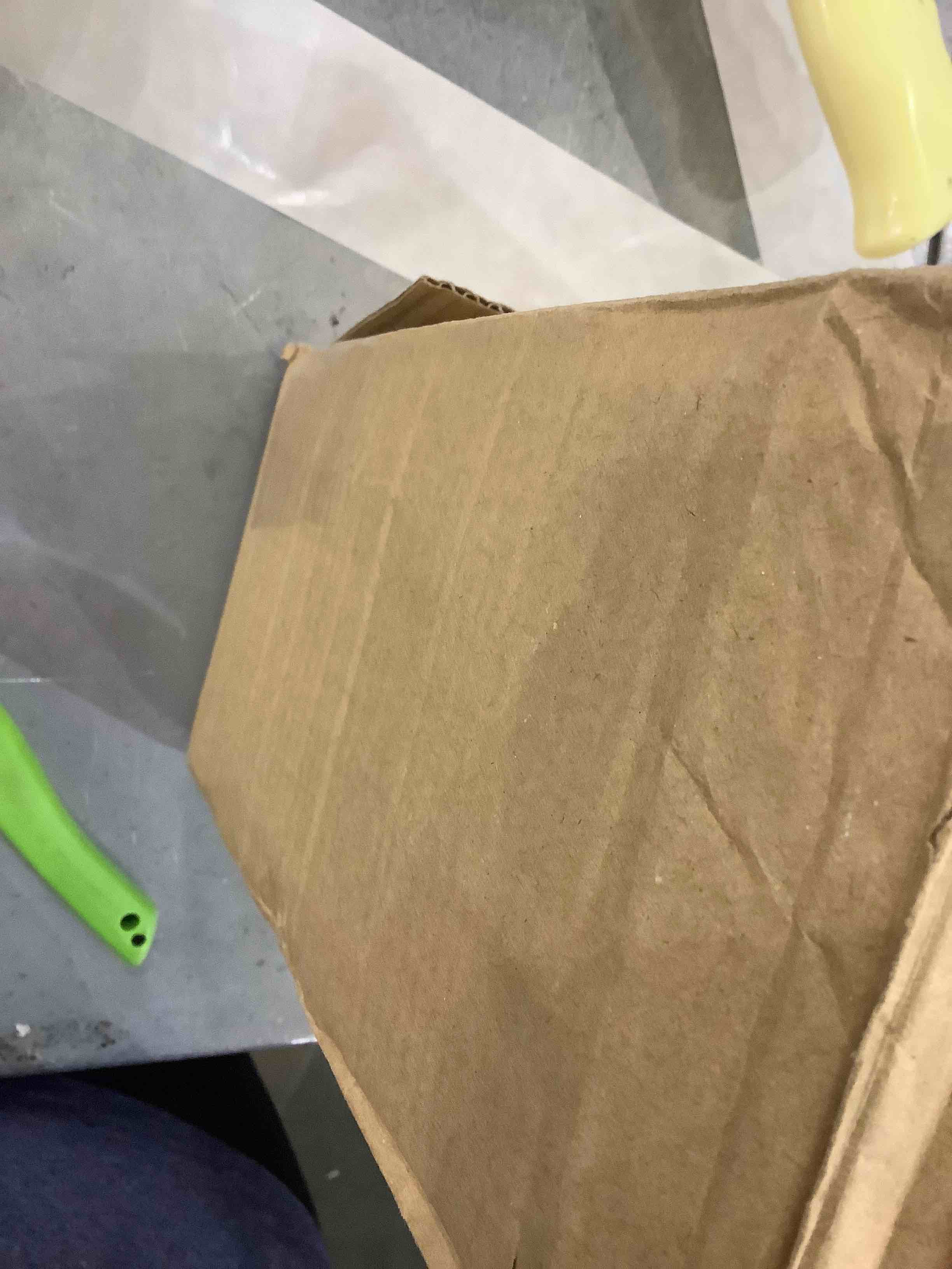 https://s3.amazonaws.com/lotting-images-prod/bidfta/EXS00552092_1693575764997.jpeg