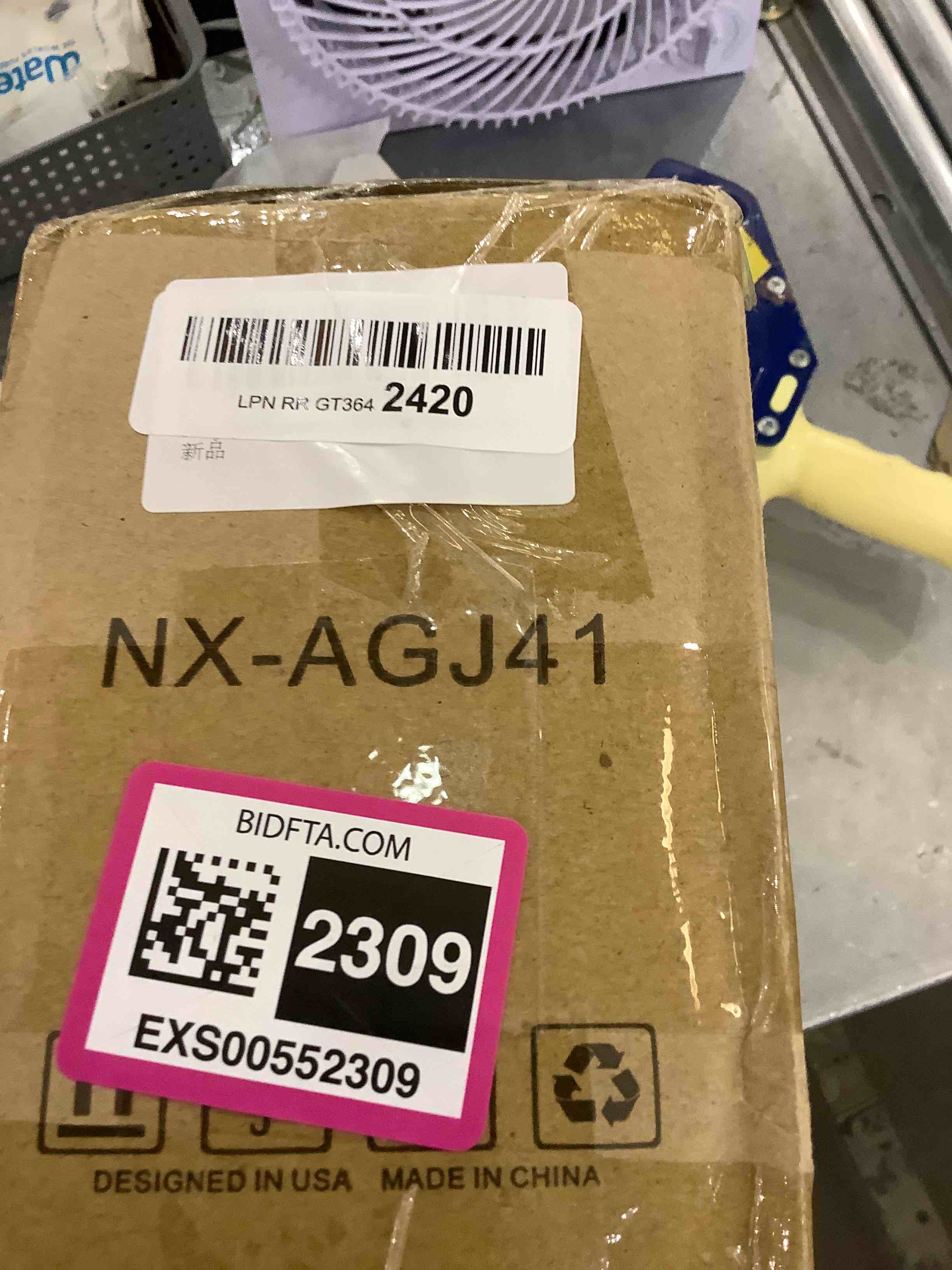 https://s3.amazonaws.com/lotting-images-prod/bidfta/EXS00552309_1693932889995.jpeg