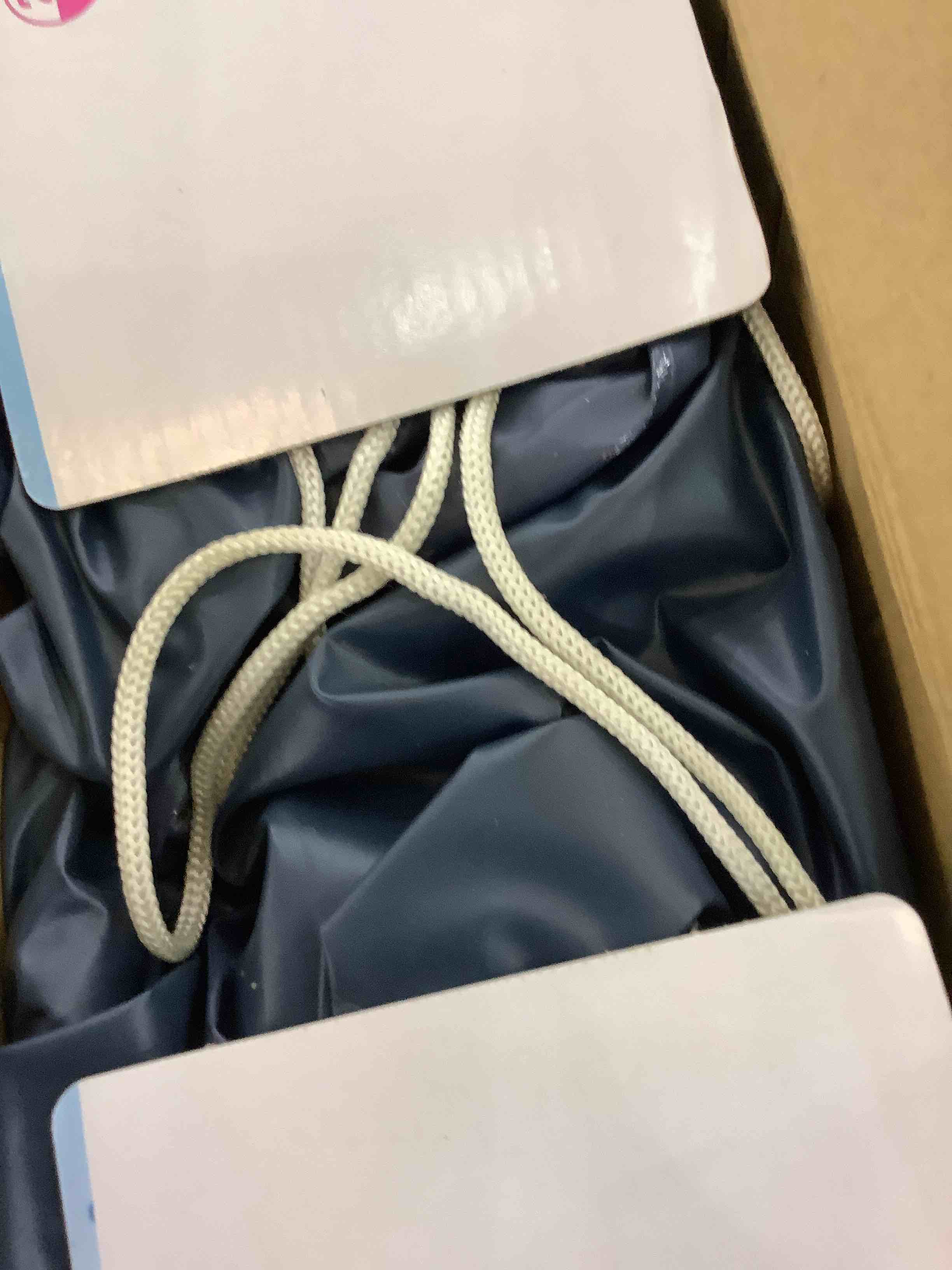https://s3.amazonaws.com/lotting-images-prod/bidfta/EXS00552482_1694027510752.jpeg