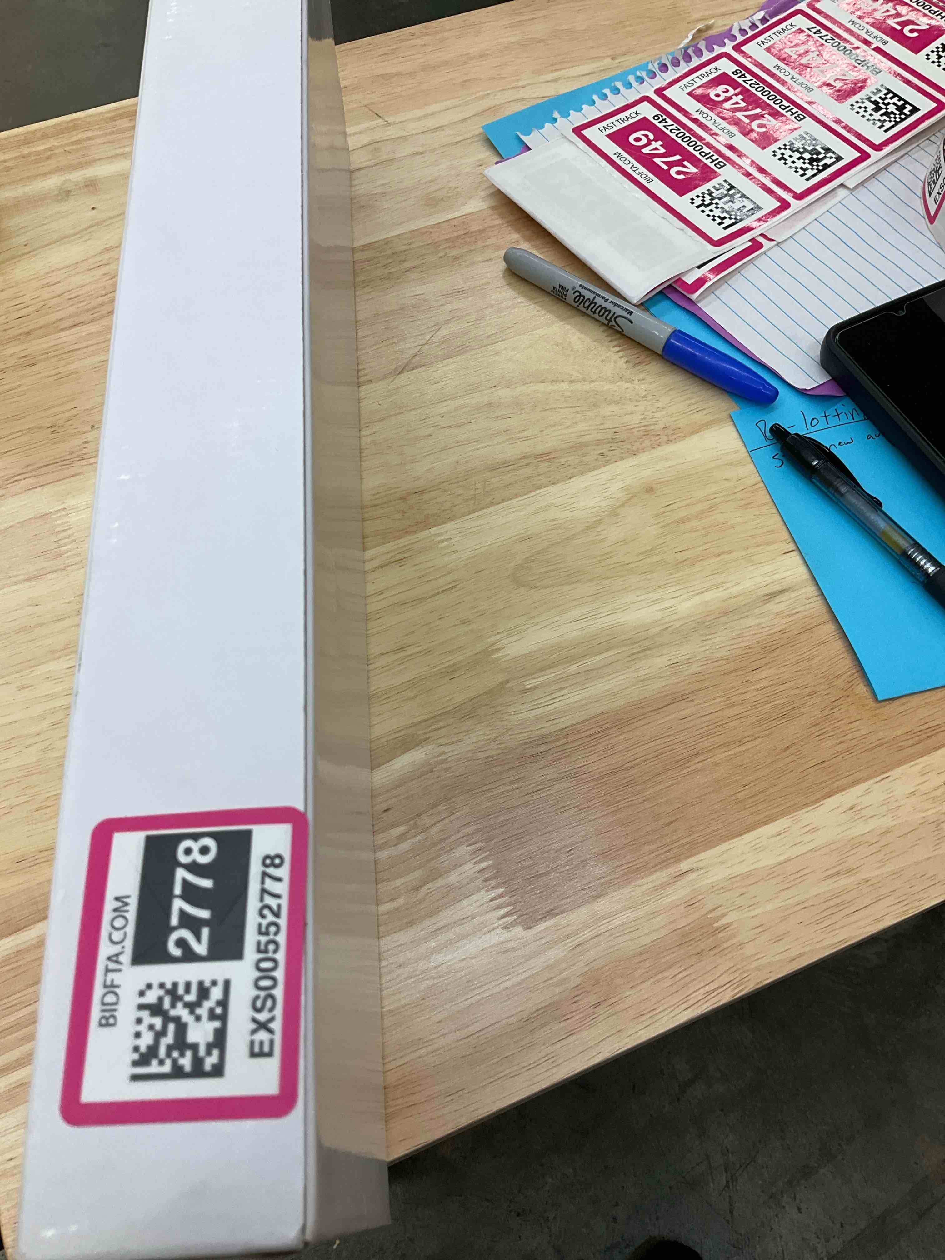 https://s3.amazonaws.com/lotting-images-prod/bidfta/EXS00552778_1696953343723.jpeg