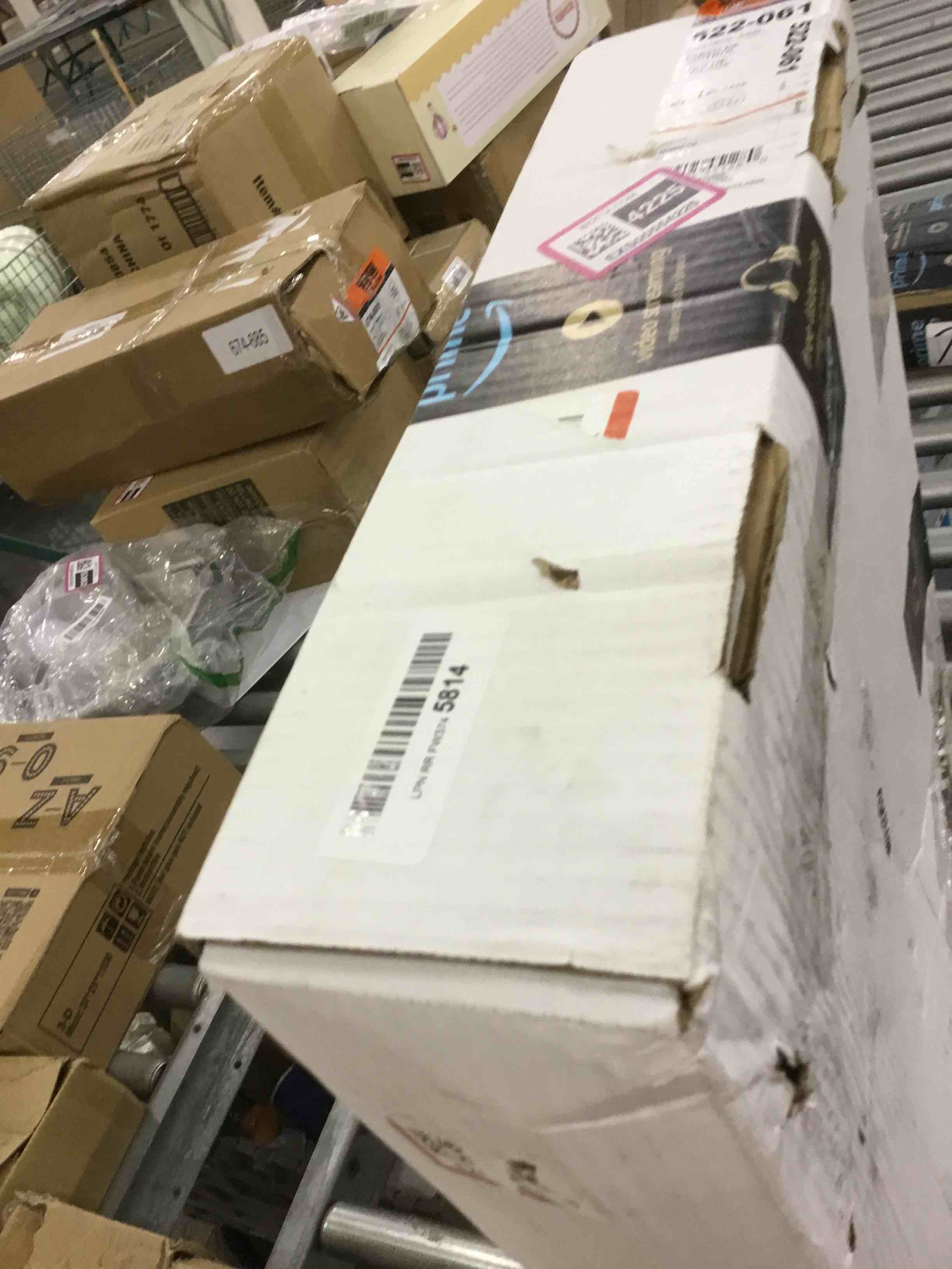 https://s3.amazonaws.com/lotting-images-prod/bidfta/EXS00554225_1693944328686.jpeg