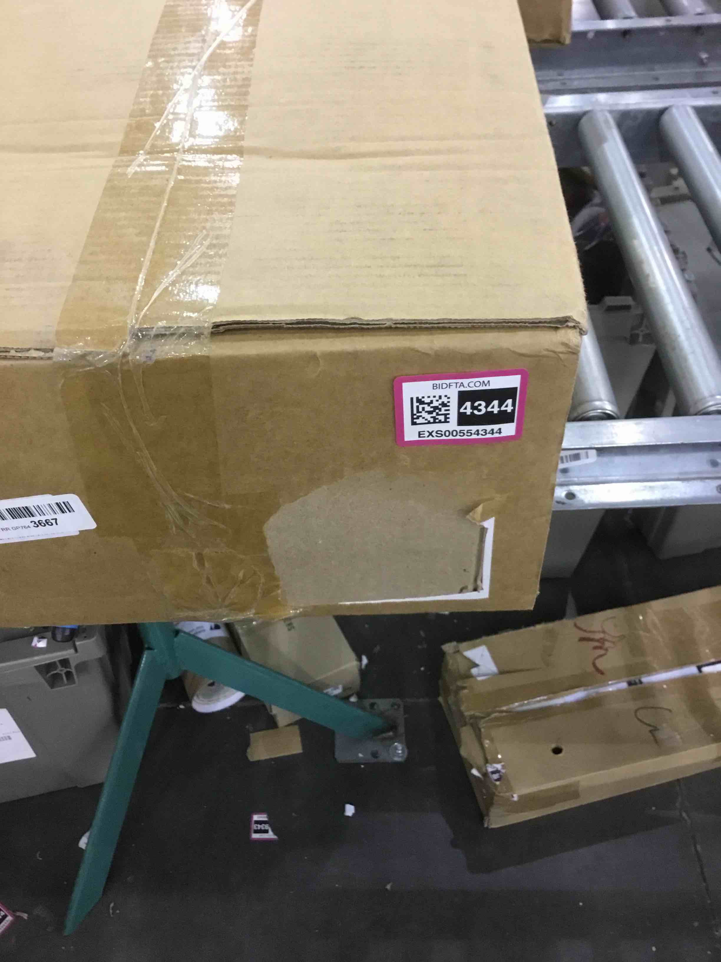 https://s3.amazonaws.com/lotting-images-prod/bidfta/EXS00554344_1694087521551.jpeg