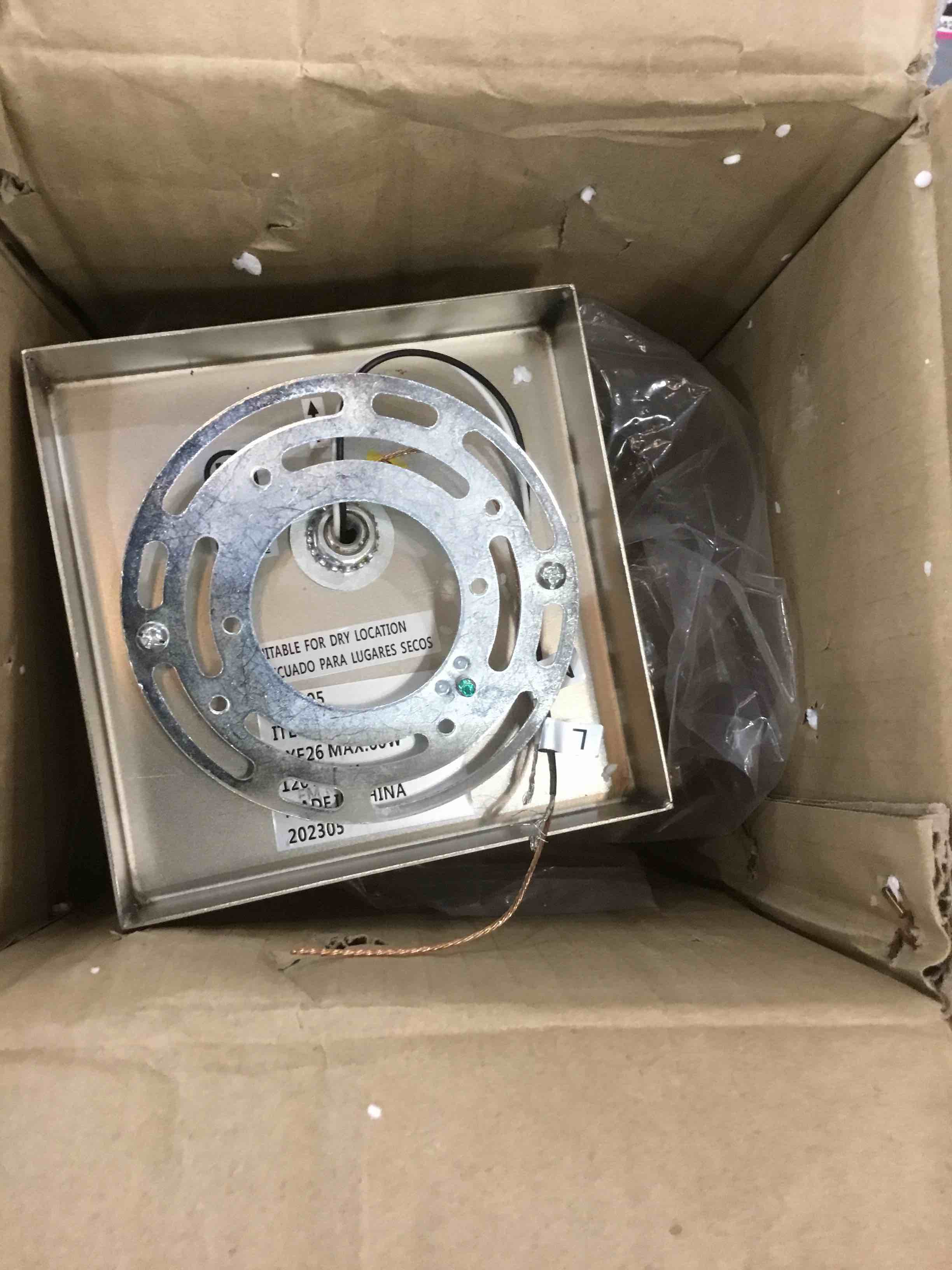 https://s3.amazonaws.com/lotting-images-prod/bidfta/EXS00554466_1694454347047.jpeg