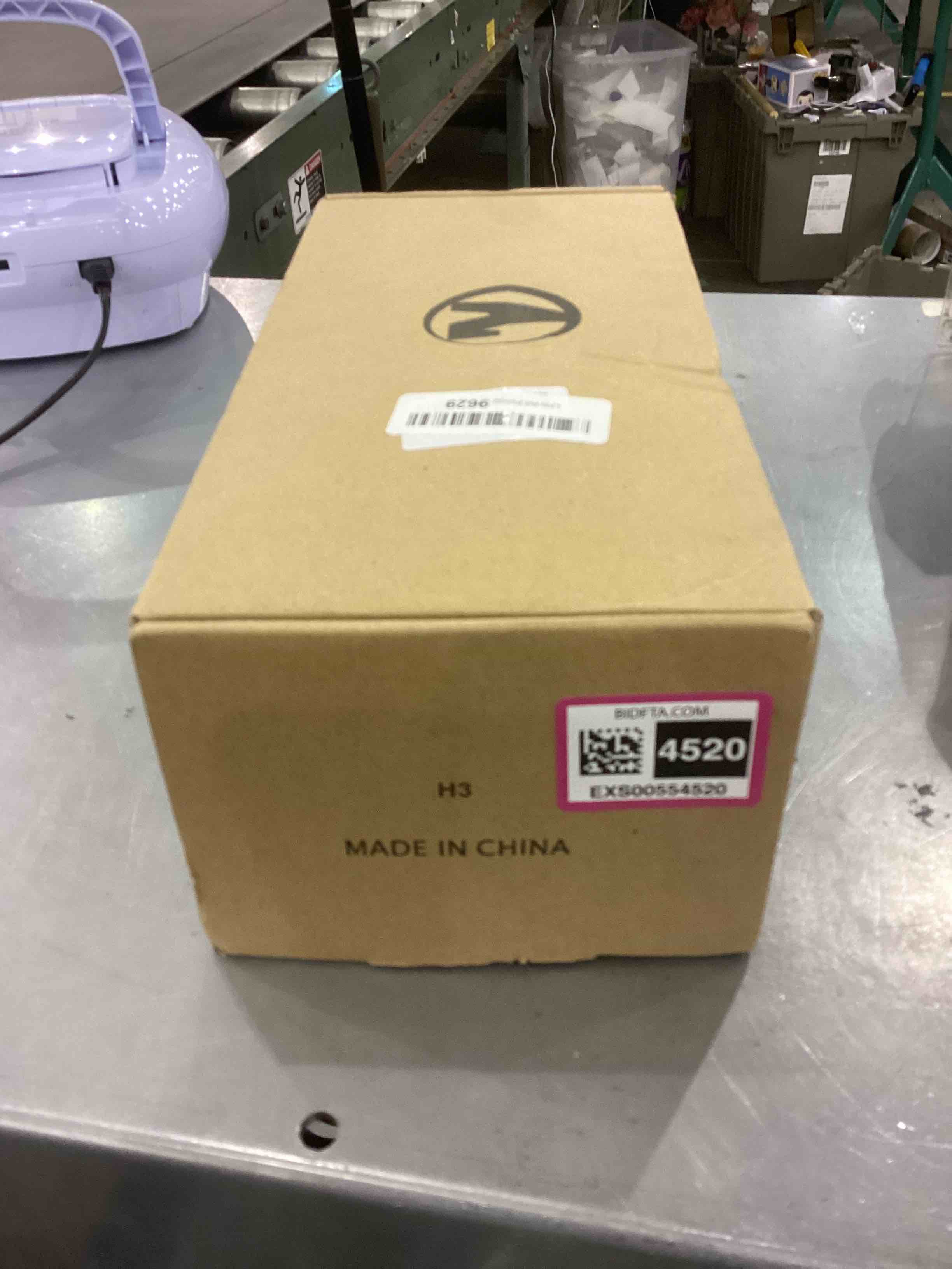 https://s3.amazonaws.com/lotting-images-prod/bidfta/EXS00554520_1693571528035.jpeg