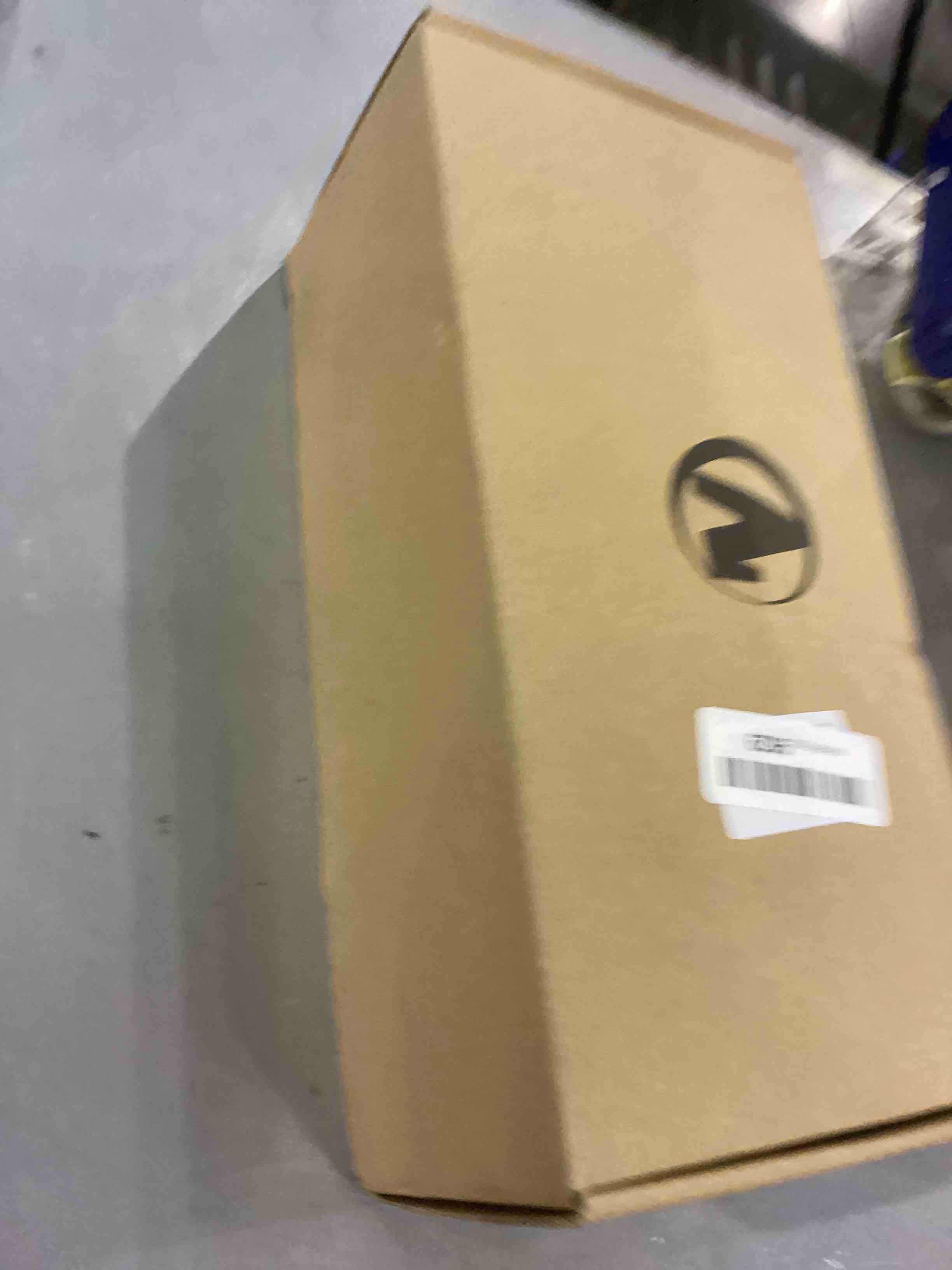 https://s3.amazonaws.com/lotting-images-prod/bidfta/EXS00554520_1693571529822.jpeg