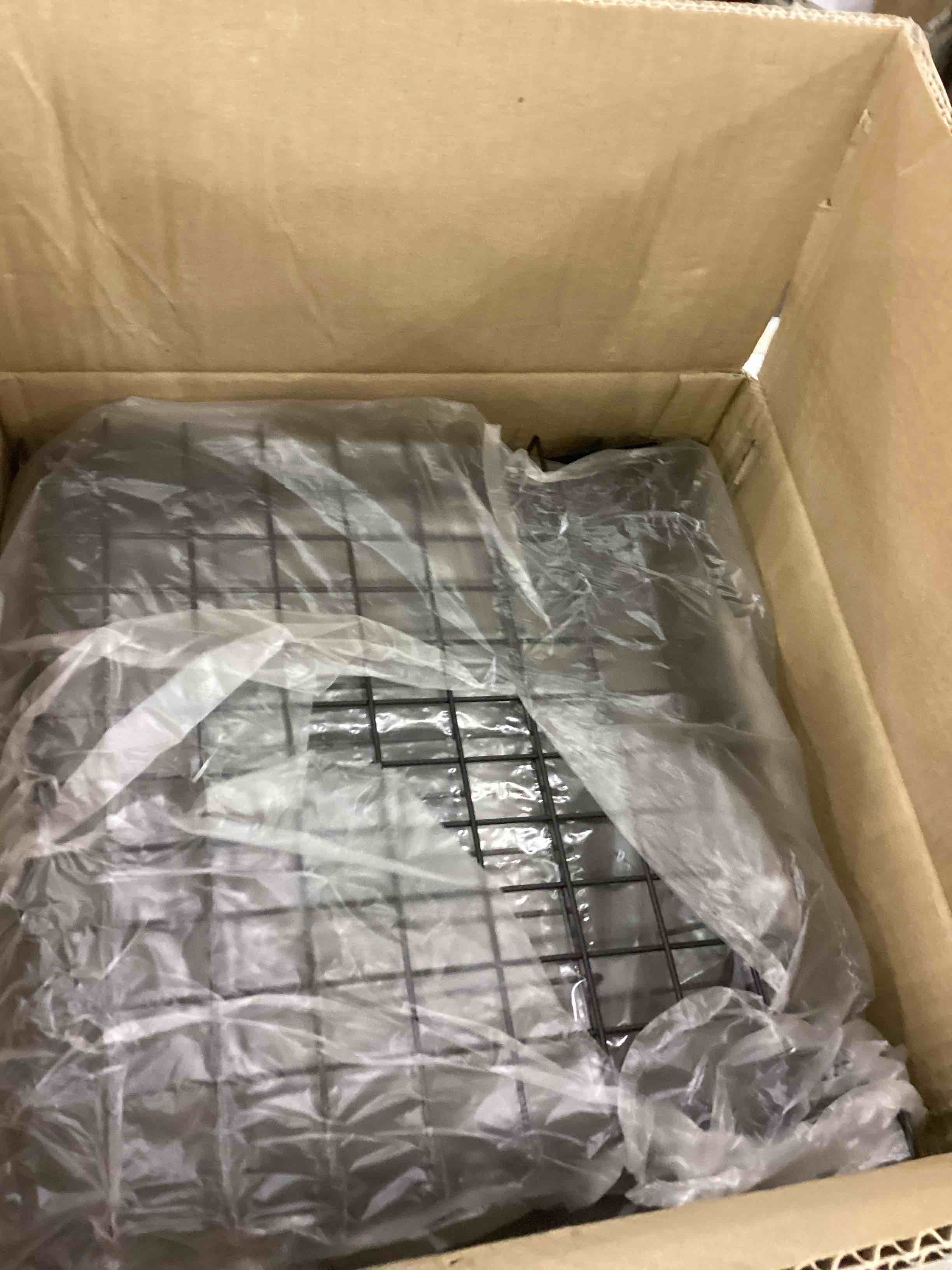 https://s3.amazonaws.com/lotting-images-prod/bidfta/EXS00554877_1693939668444.jpeg