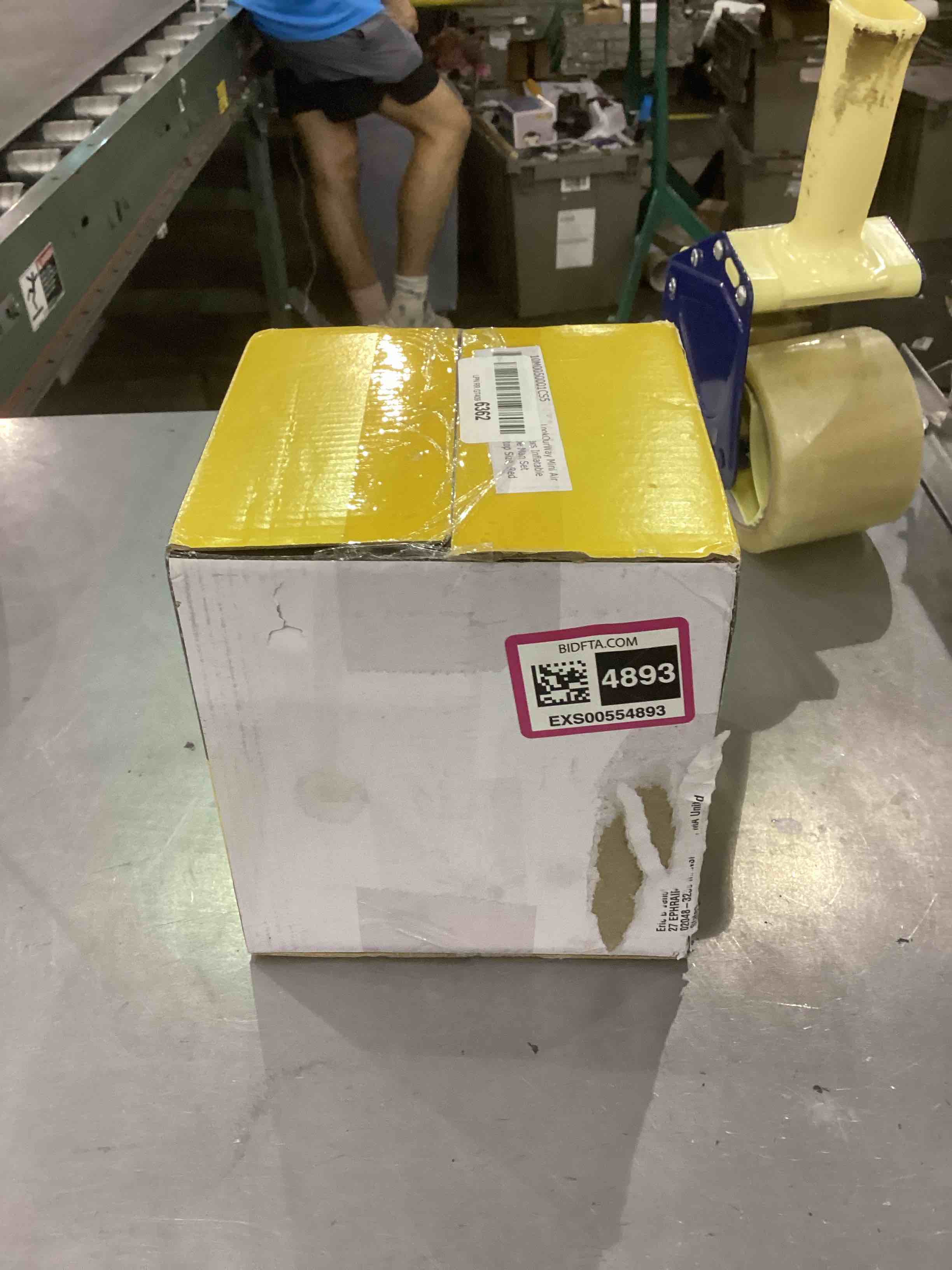https://s3.amazonaws.com/lotting-images-prod/bidfta/EXS00554893_1693998799308.jpeg