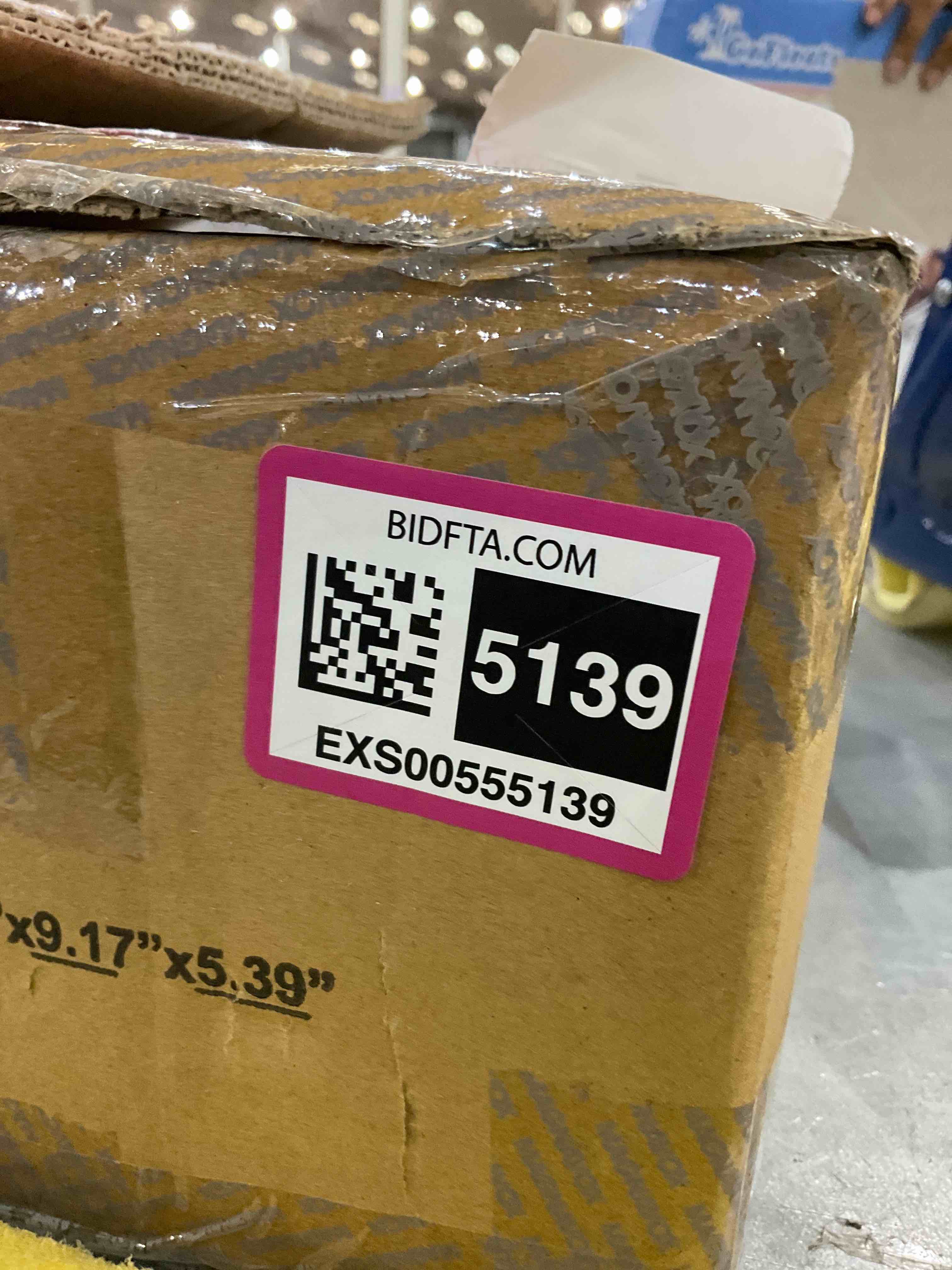https://s3.amazonaws.com/lotting-images-prod/bidfta/EXS00555139_1693940783559.jpeg