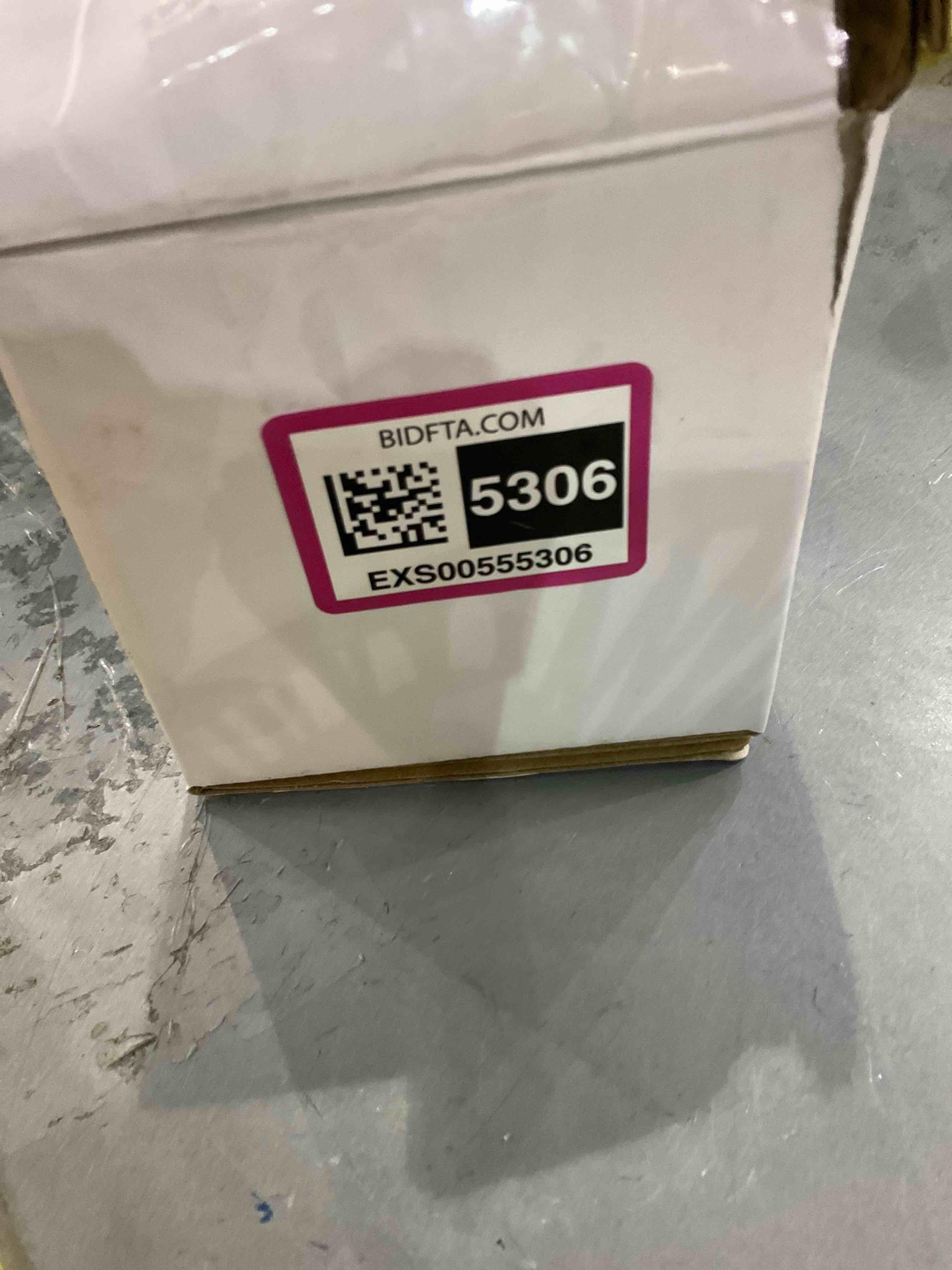 https://s3.amazonaws.com/lotting-images-prod/bidfta/EXS00555306_1694085839660.jpeg