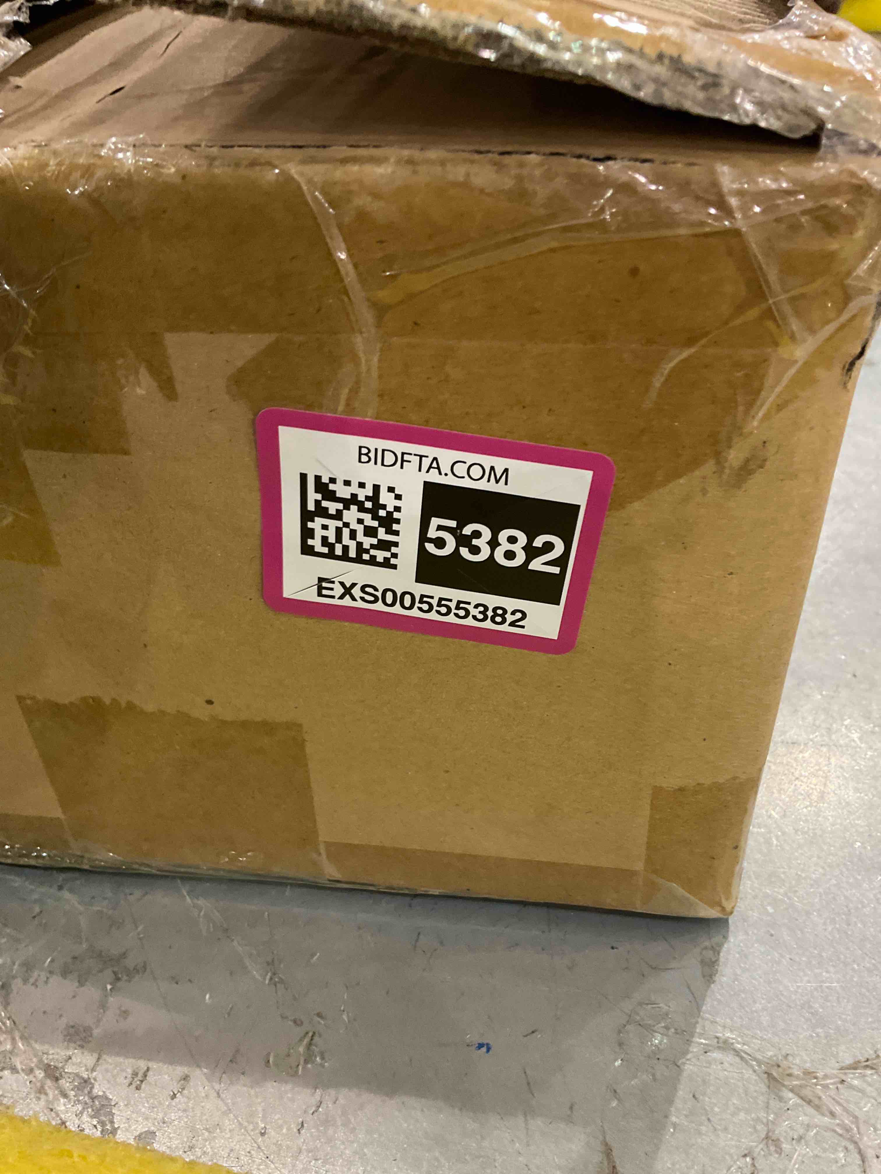 https://s3.amazonaws.com/lotting-images-prod/bidfta/EXS00555382_1694094527244.jpeg