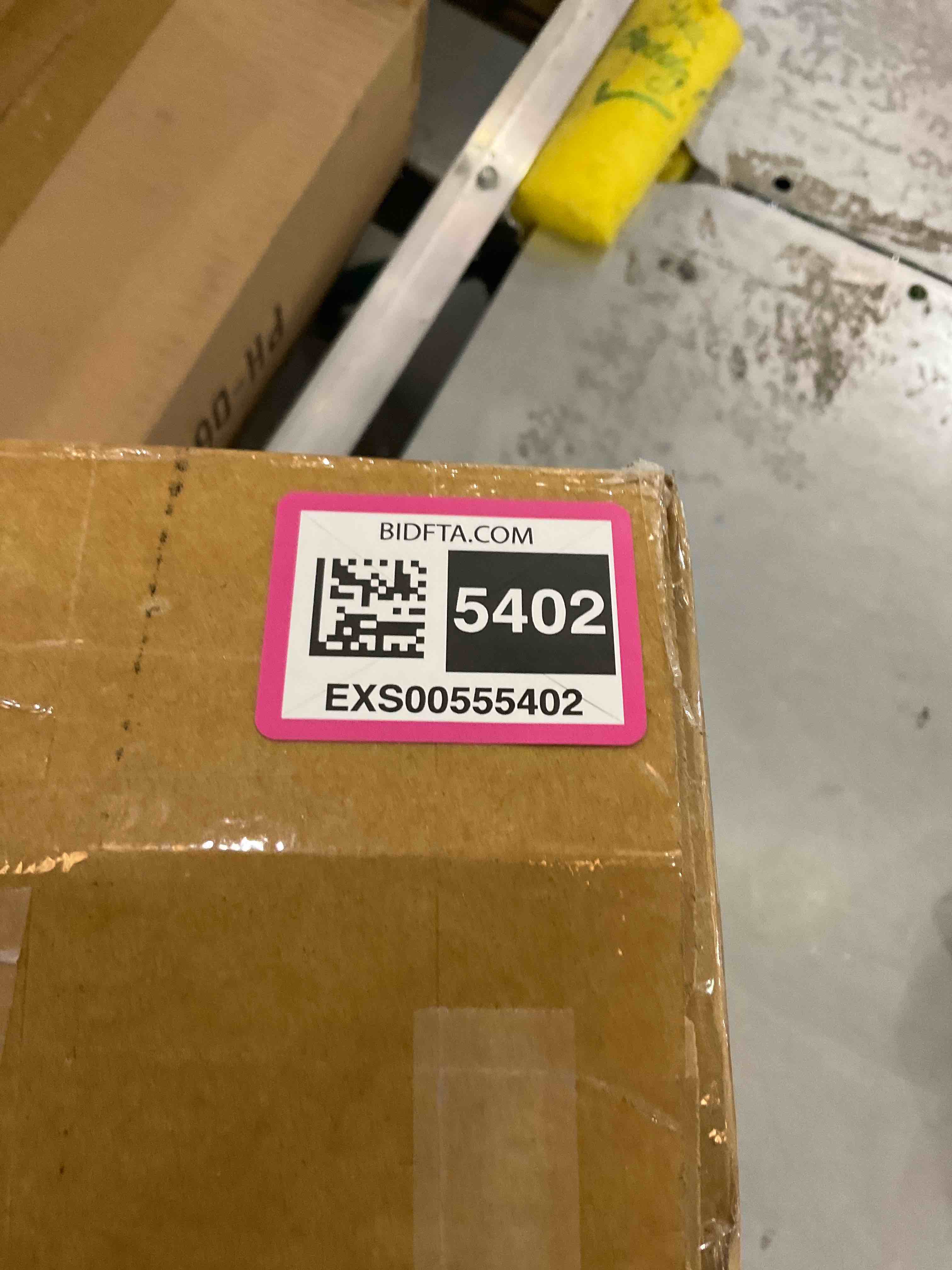 https://s3.amazonaws.com/lotting-images-prod/bidfta/EXS00555402_1694097459634.jpeg