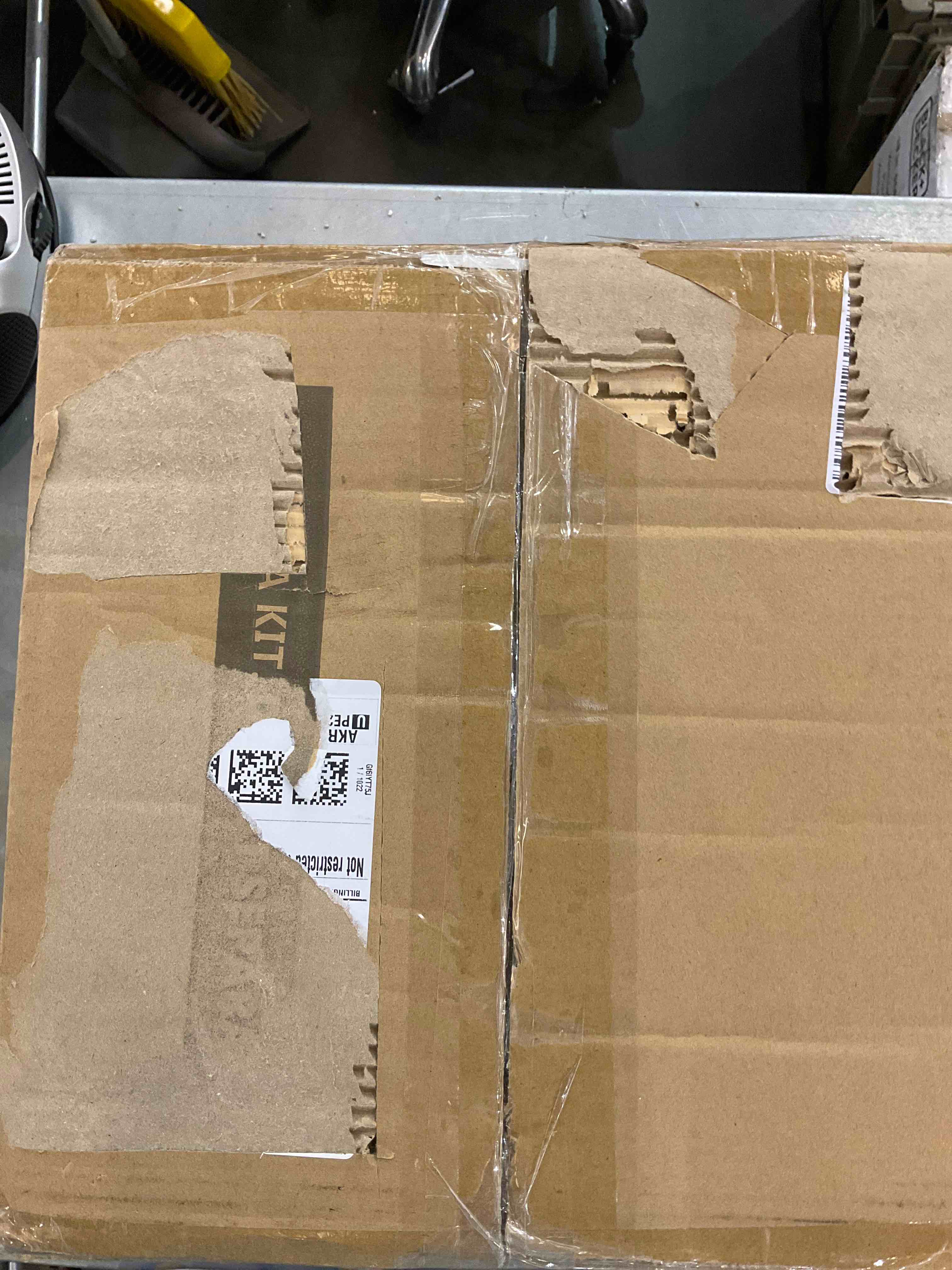 https://s3.amazonaws.com/lotting-images-prod/bidfta/EXS00555659_1693941098150.jpeg
