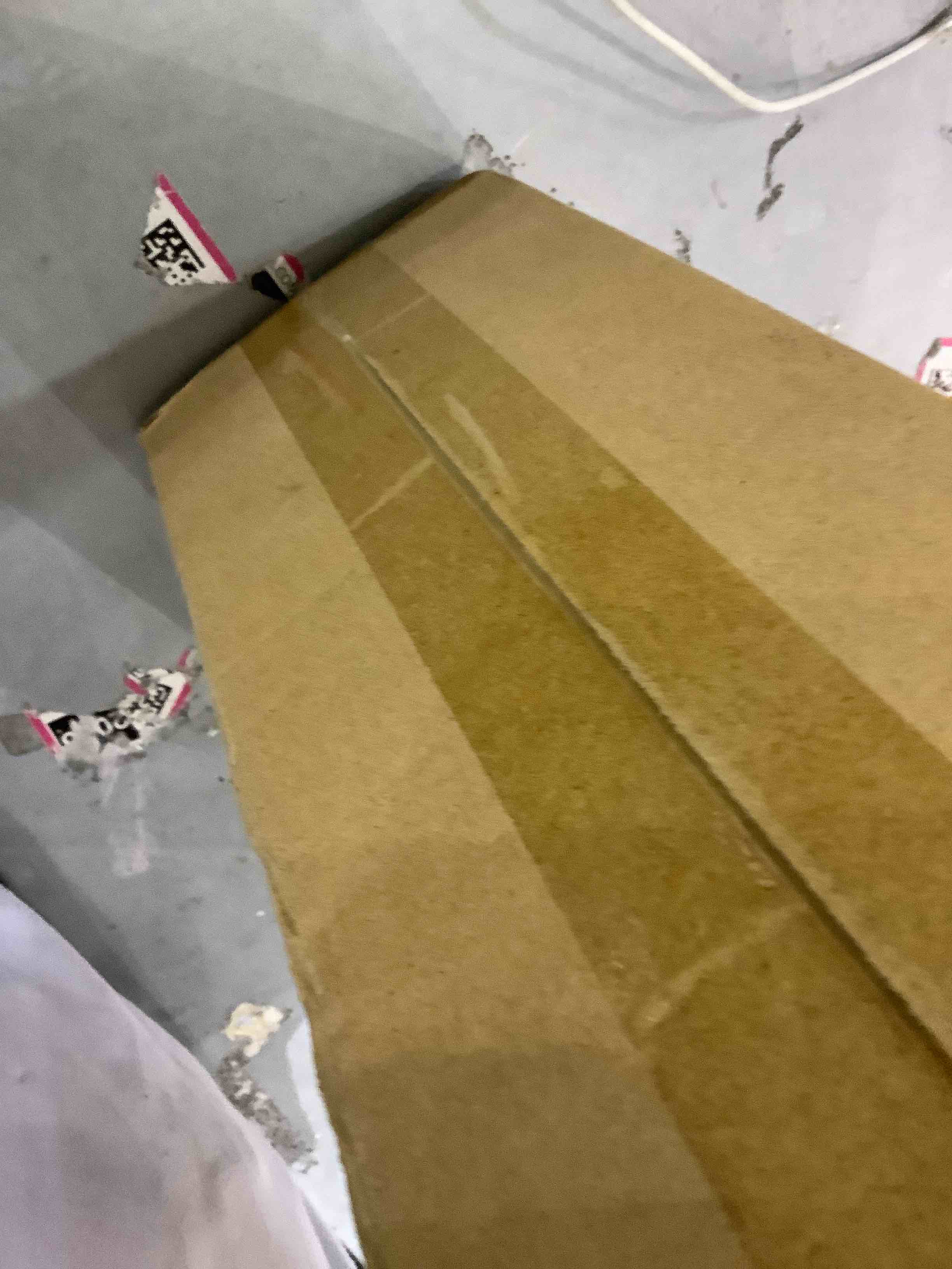 https://s3.amazonaws.com/lotting-images-prod/bidfta/EXS00556266_1694174694604.jpeg