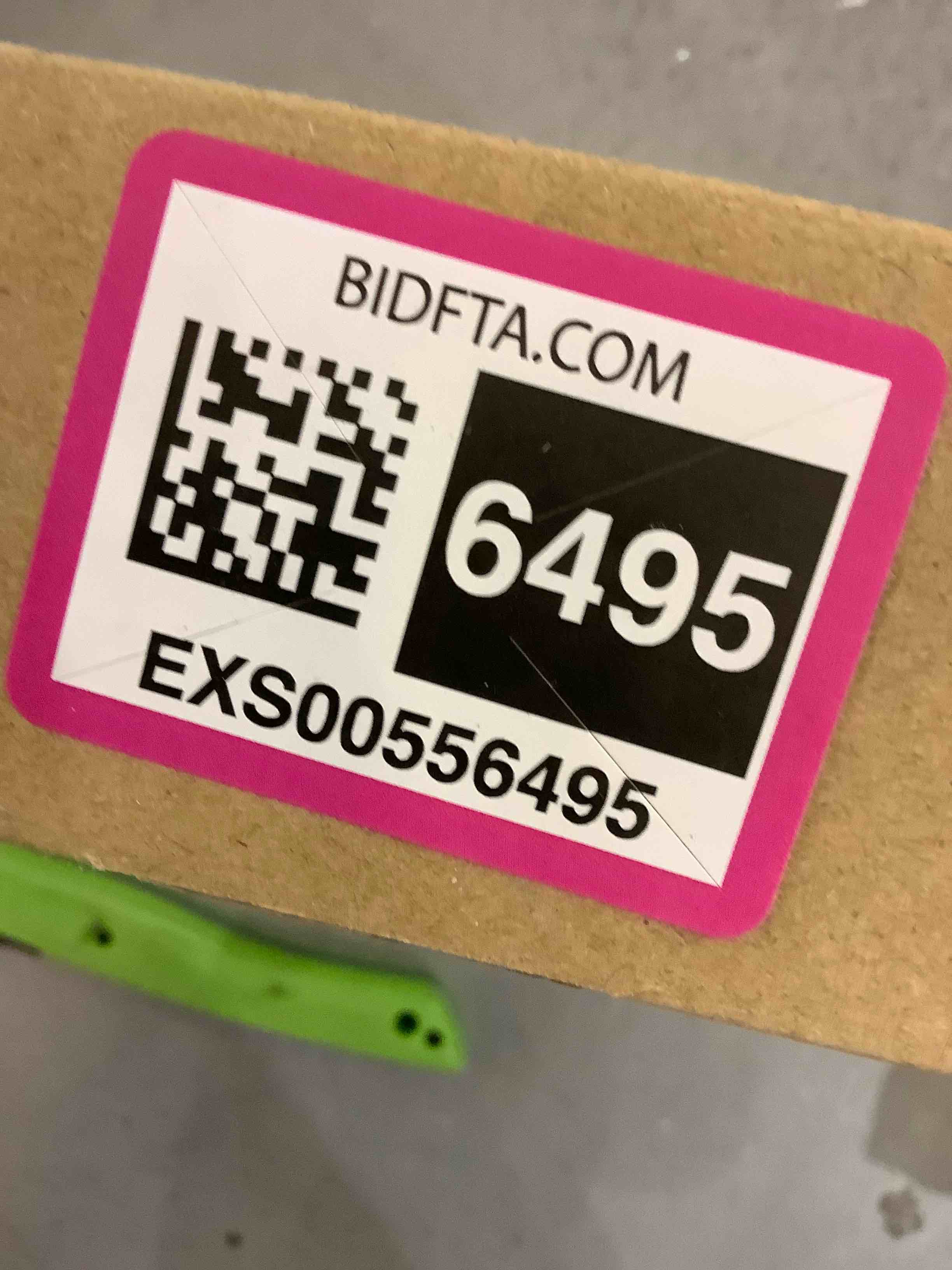 https://s3.amazonaws.com/lotting-images-prod/bidfta/EXS00556495_1694444061934.jpeg