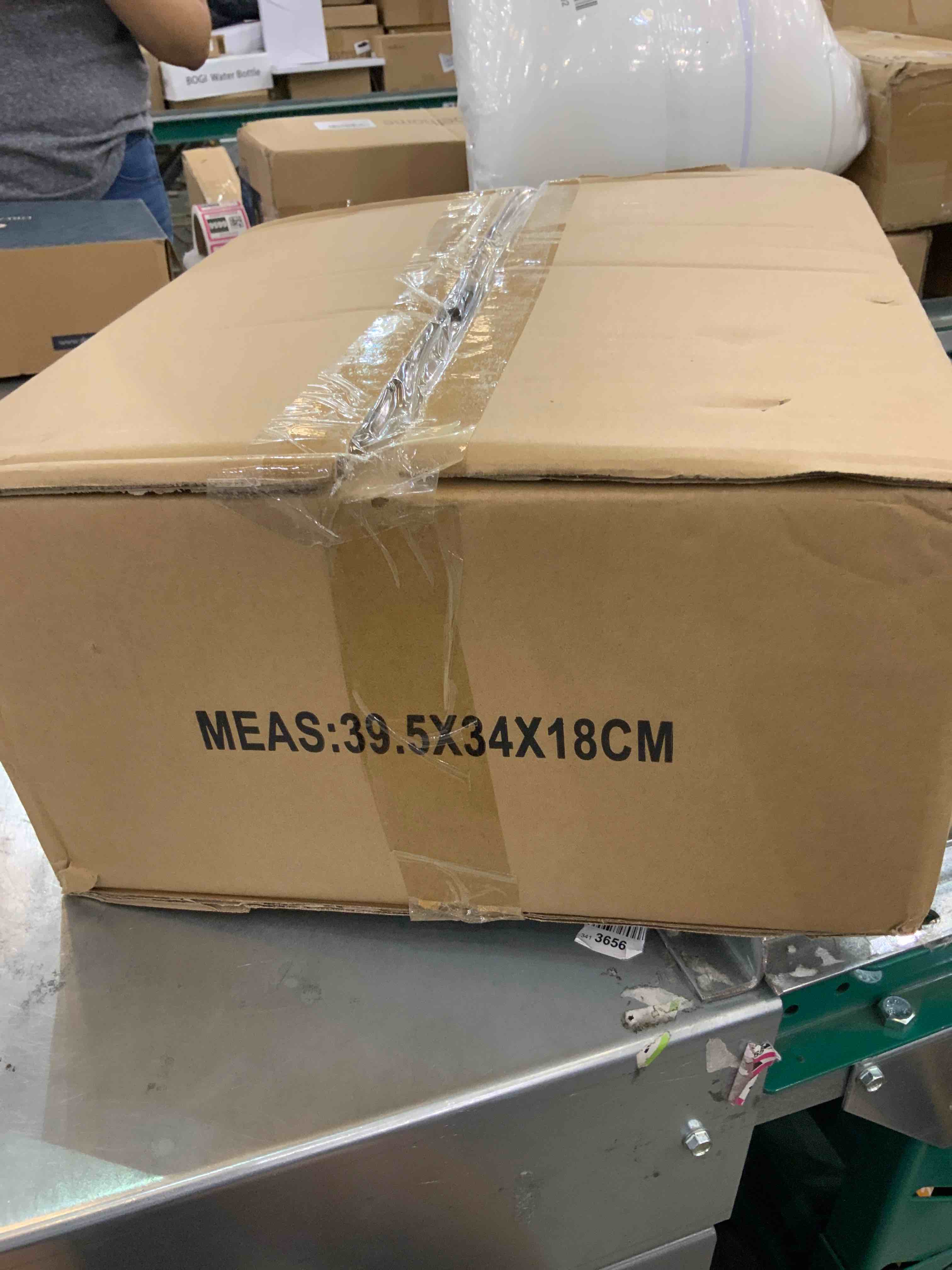 https://s3.amazonaws.com/lotting-images-prod/bidfta/EXS00556503_1693501360982.jpeg
