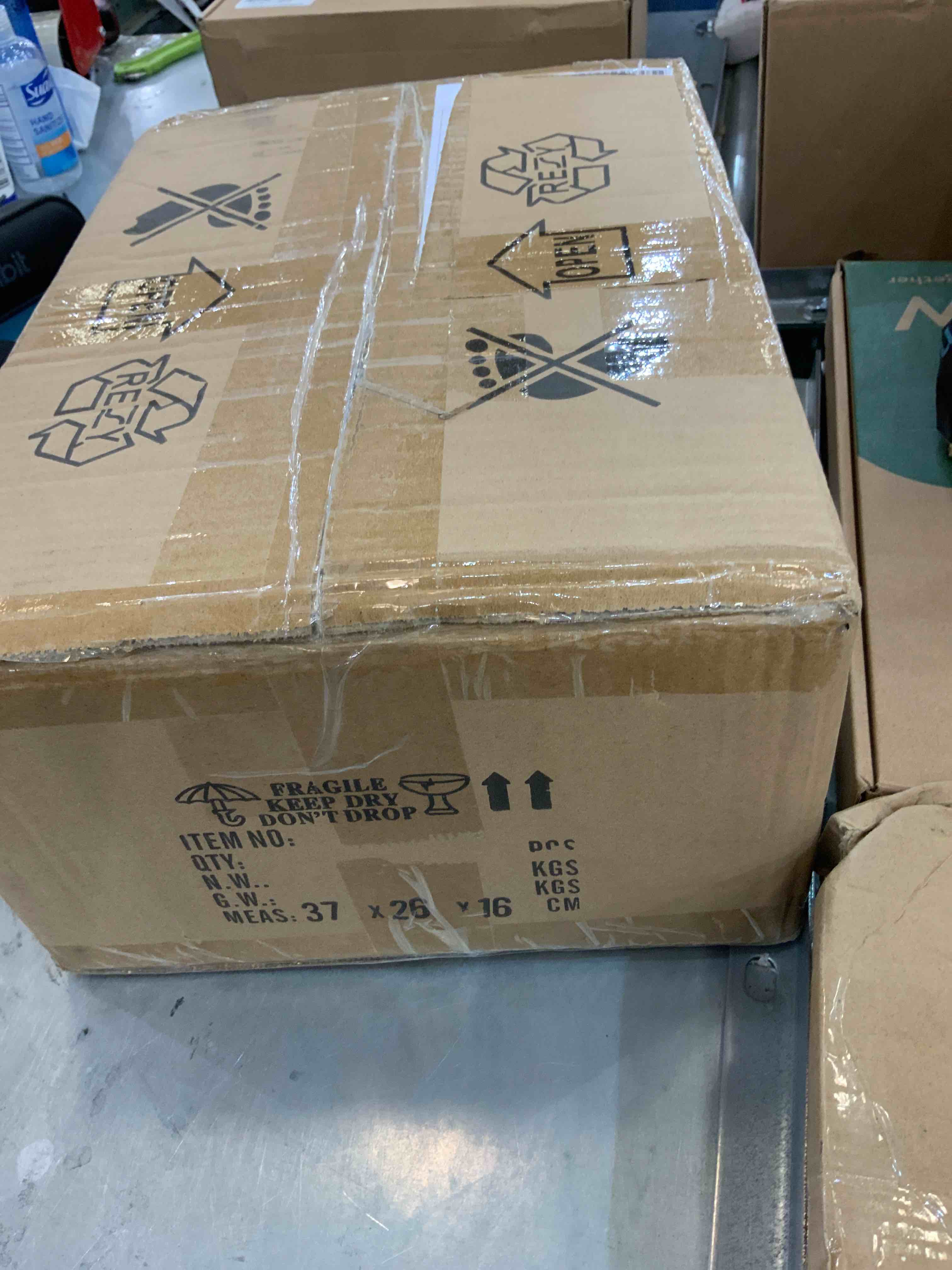 https://s3.amazonaws.com/lotting-images-prod/bidfta/EXS00556514_1693502693697.jpeg