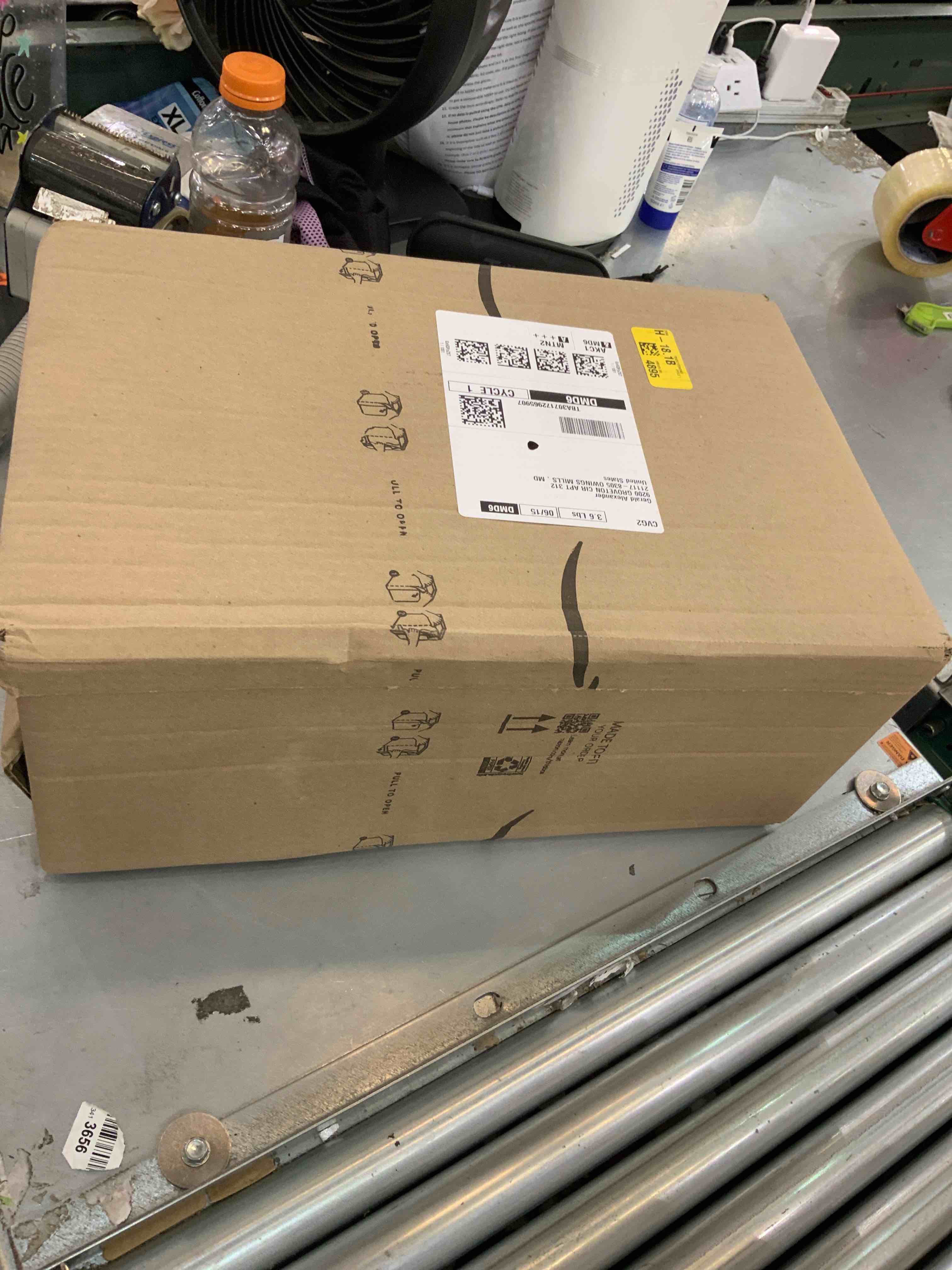 https://s3.amazonaws.com/lotting-images-prod/bidfta/EXS00556569_1693509505930.jpeg