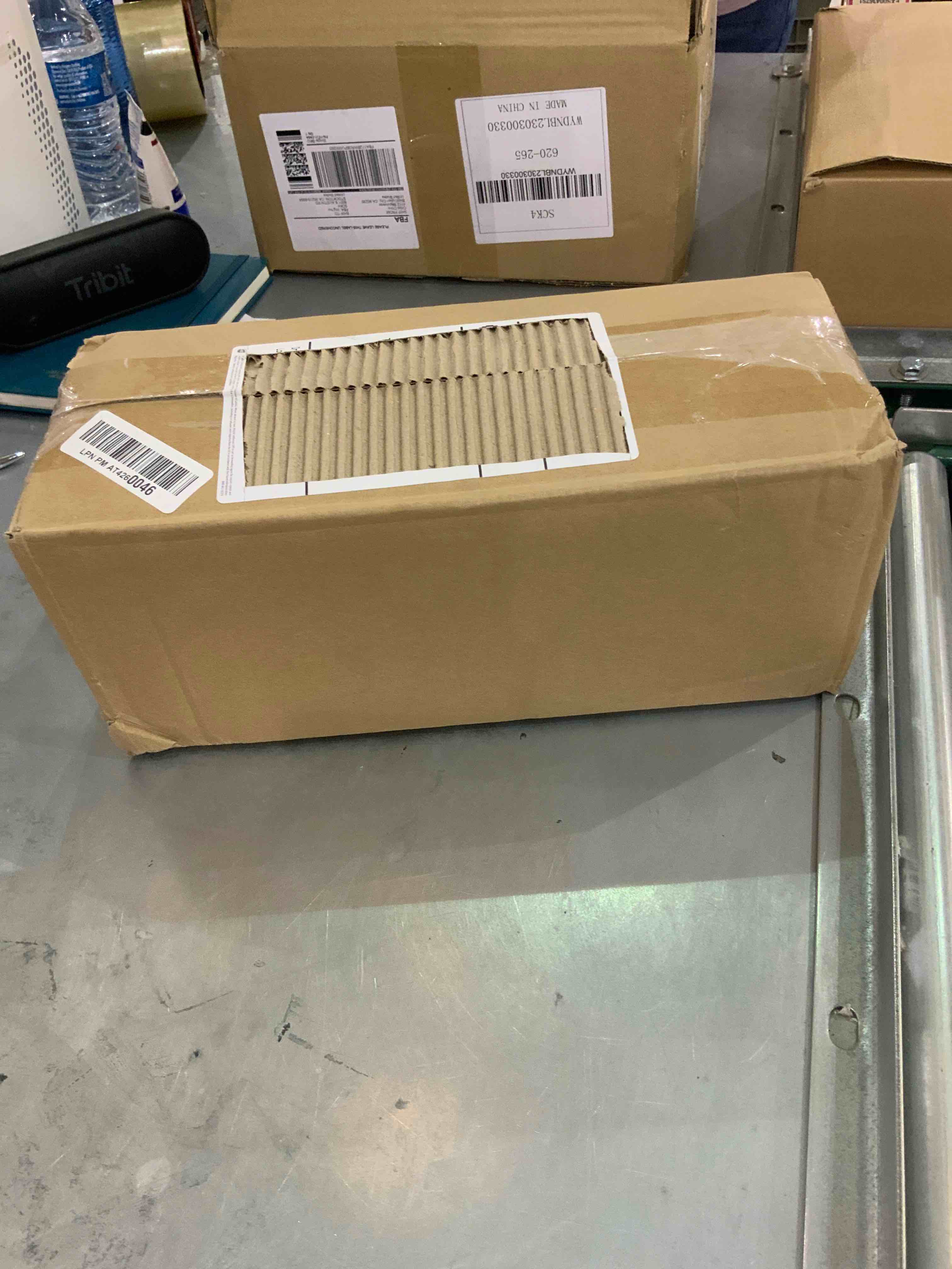 https://s3.amazonaws.com/lotting-images-prod/bidfta/EXS00556676_1693576067123.jpeg