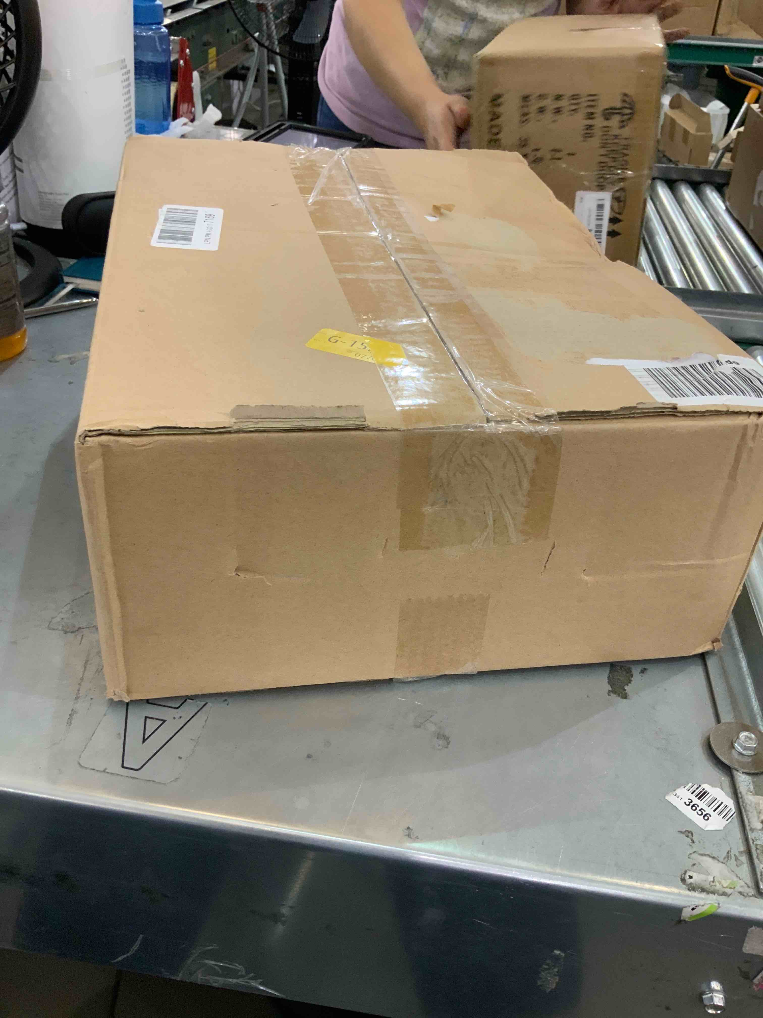 https://s3.amazonaws.com/lotting-images-prod/bidfta/EXS00556760_1693589576292.jpeg