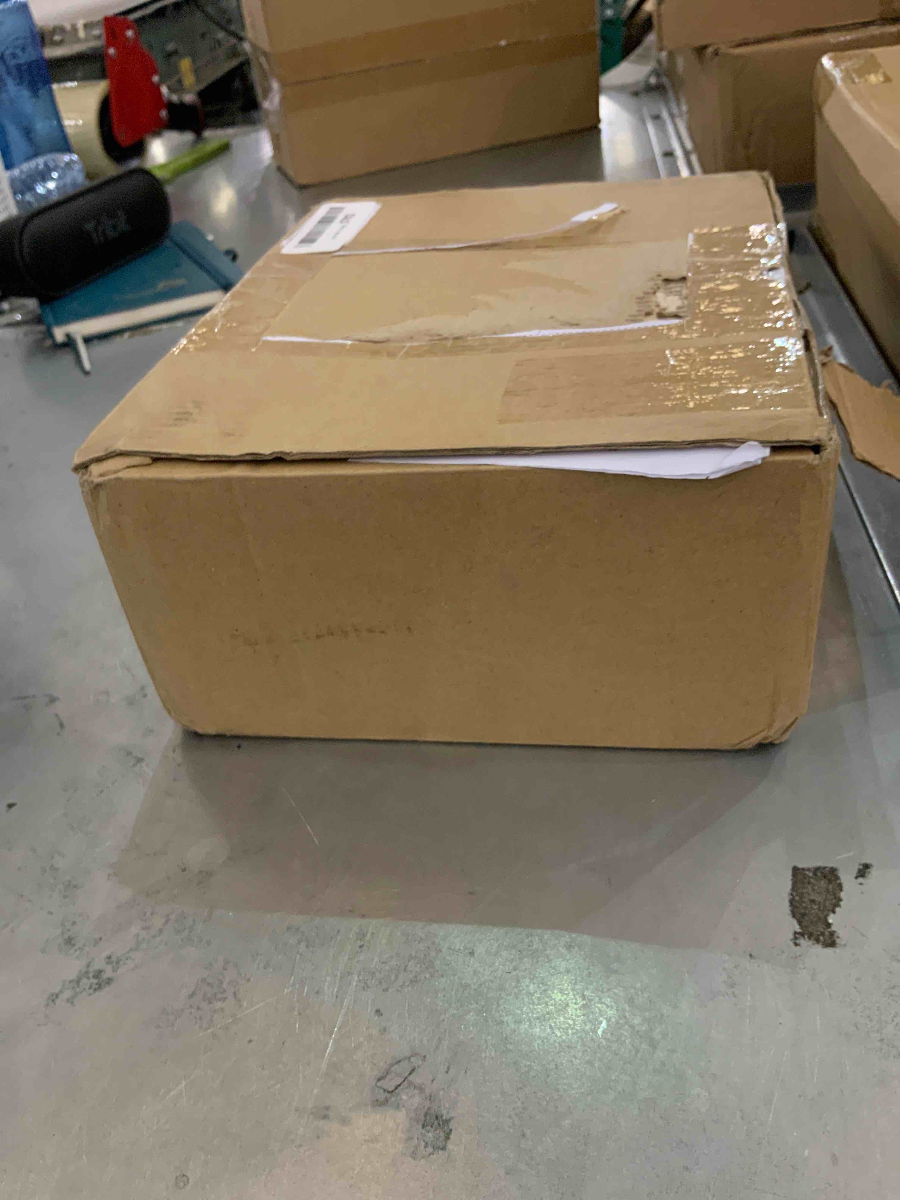 https://s3.amazonaws.com/lotting-images-prod/bidfta/EXS00556795_1693595027458.jpeg